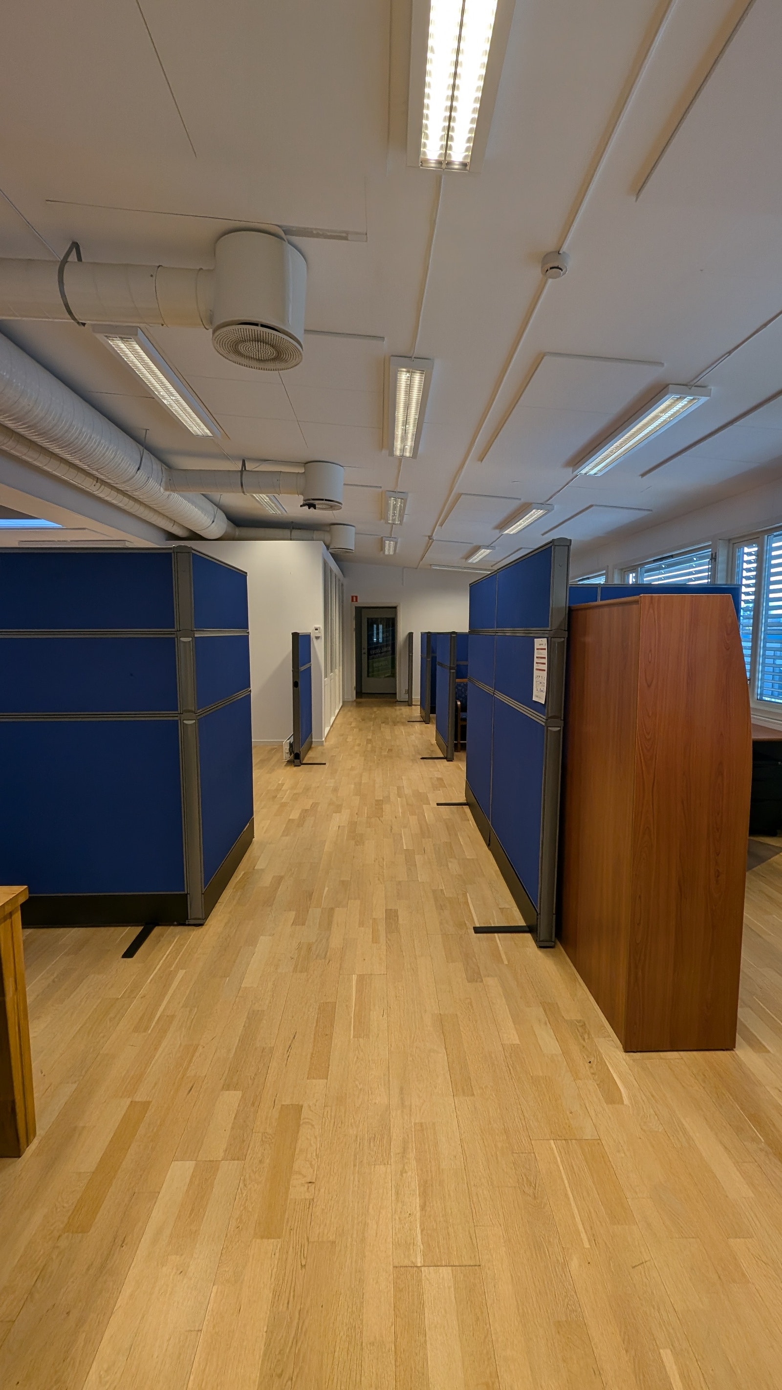 Åpent kontorlandskap. Galleribilde