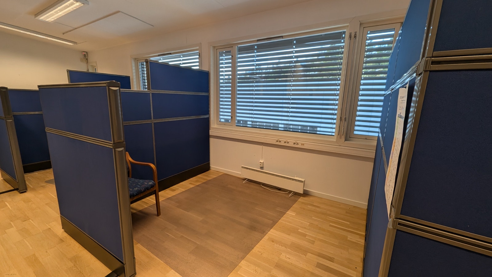 Åpent kontorlandskap. Galleribilde