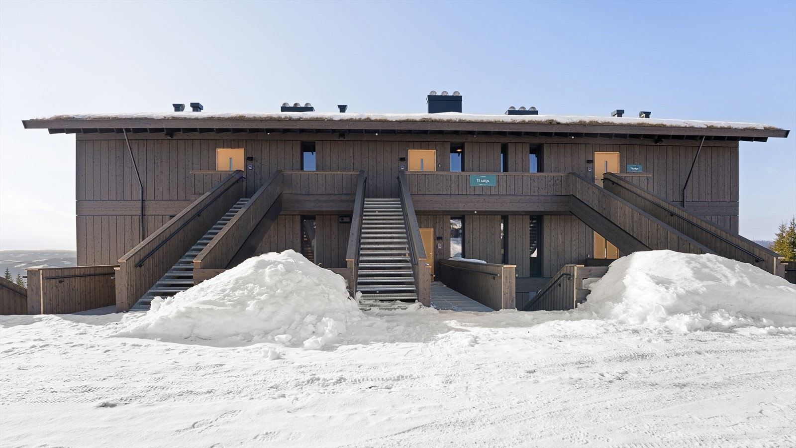 Leiligheten ligger i byggets første etasje. Galleribilde