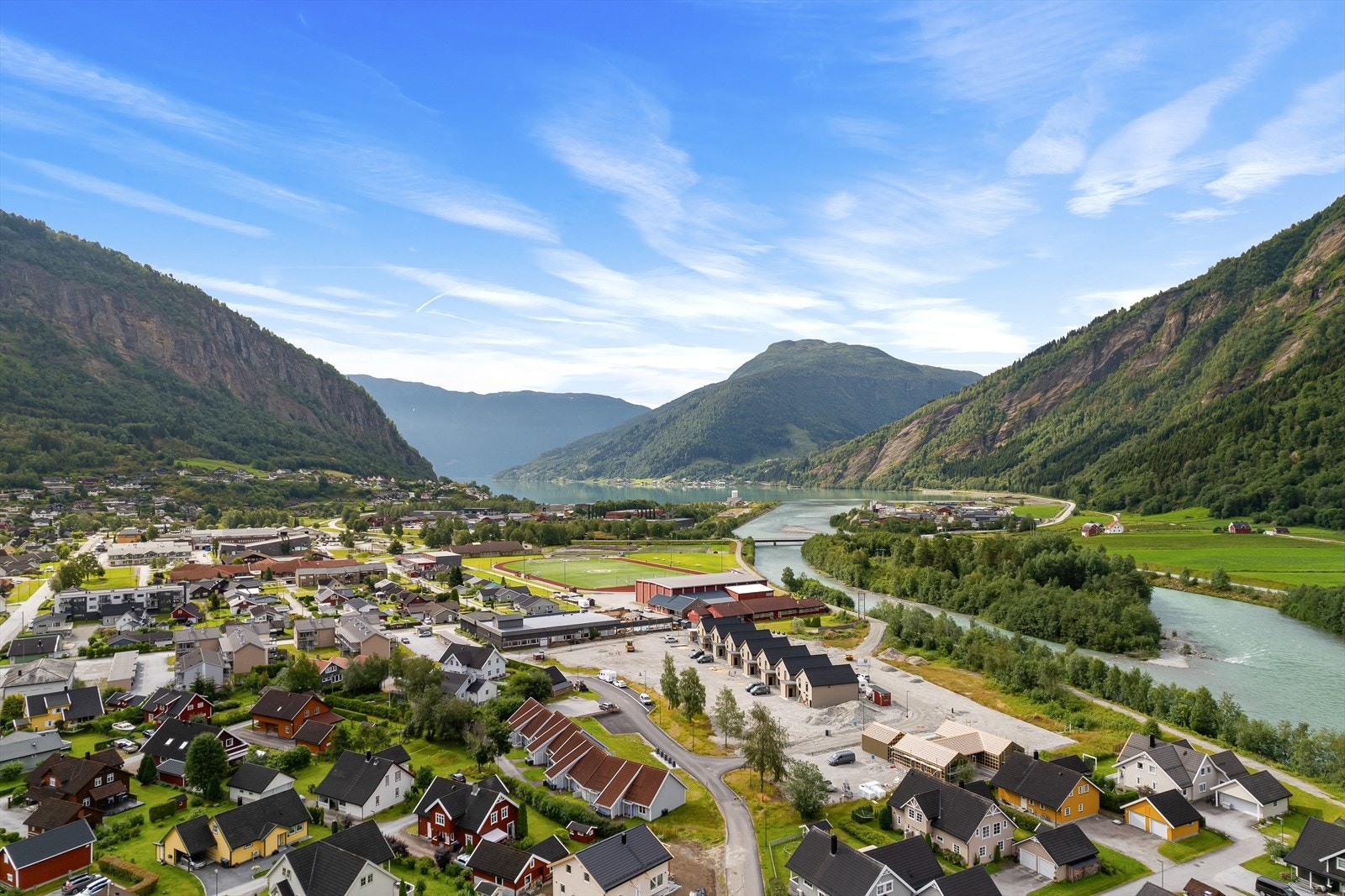 Salet er starta, så ta kontakt med meklar for meir info! Galleribilde