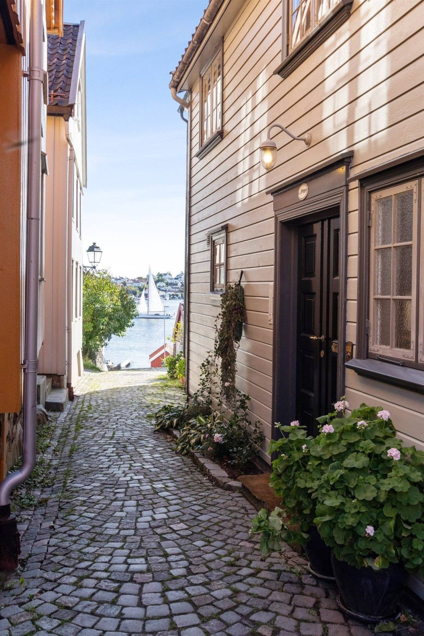 Øvre Tyhomsvei Galleribilde