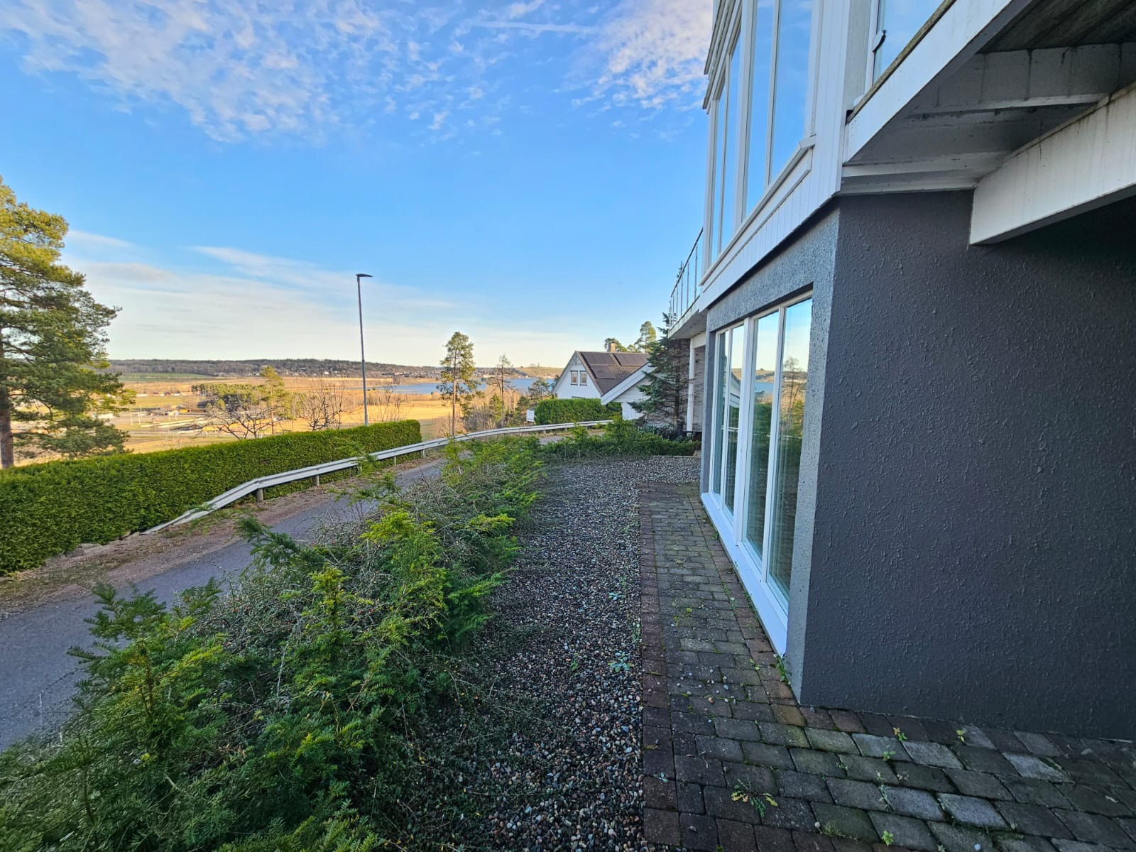 Uteplass Galleribilde