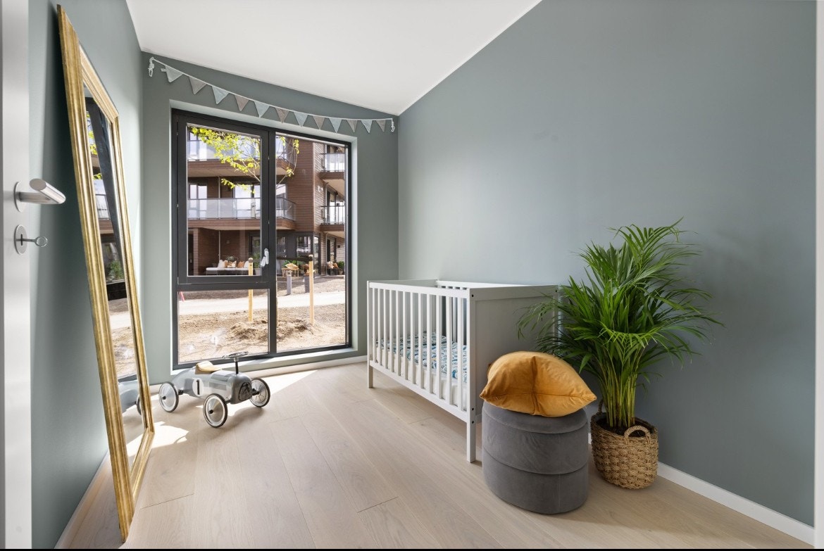 Soverom 2 tilbyr stor allsidighet, kan brukes som barnerom, gjesterom eller kontor, avhengig av behov. Galleribilde