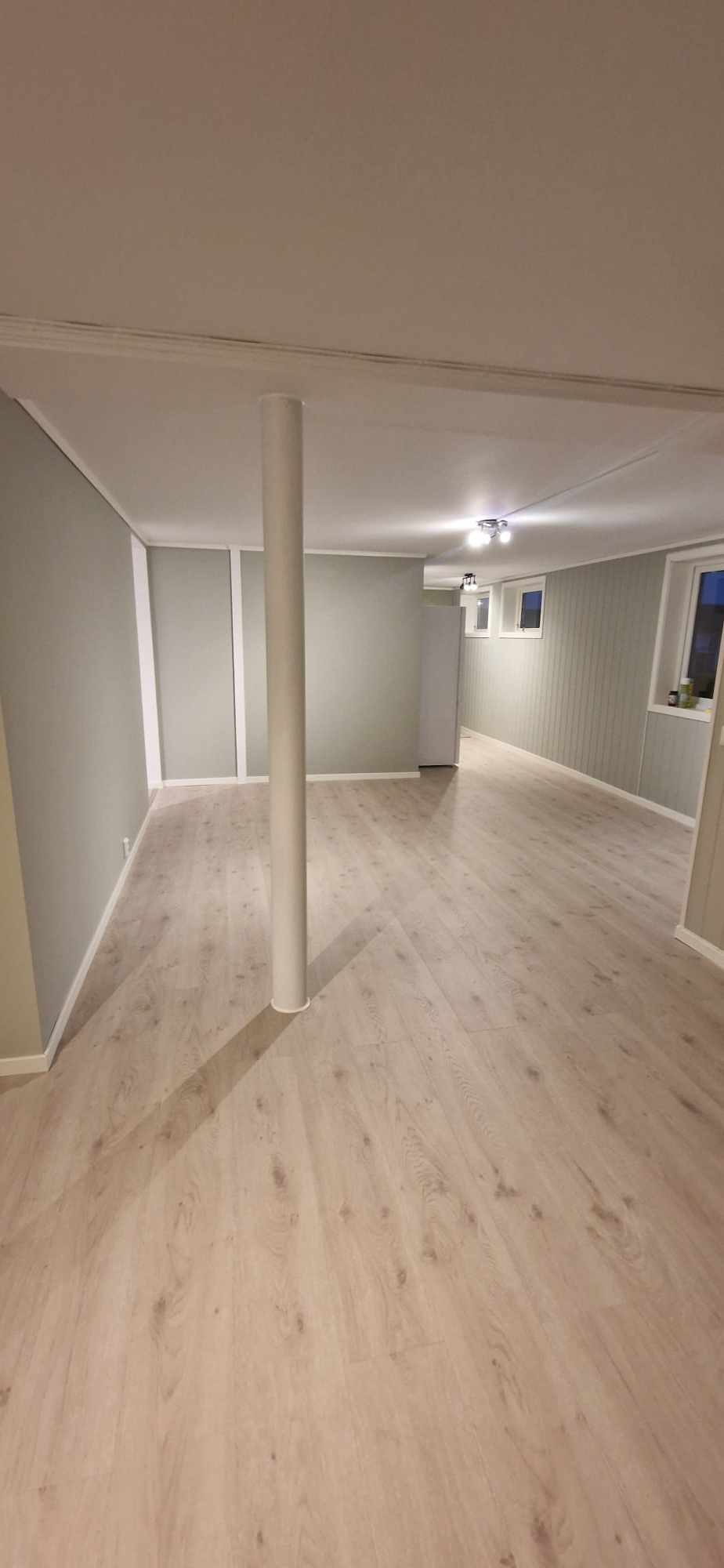 Stue, fra peis Galleribilde