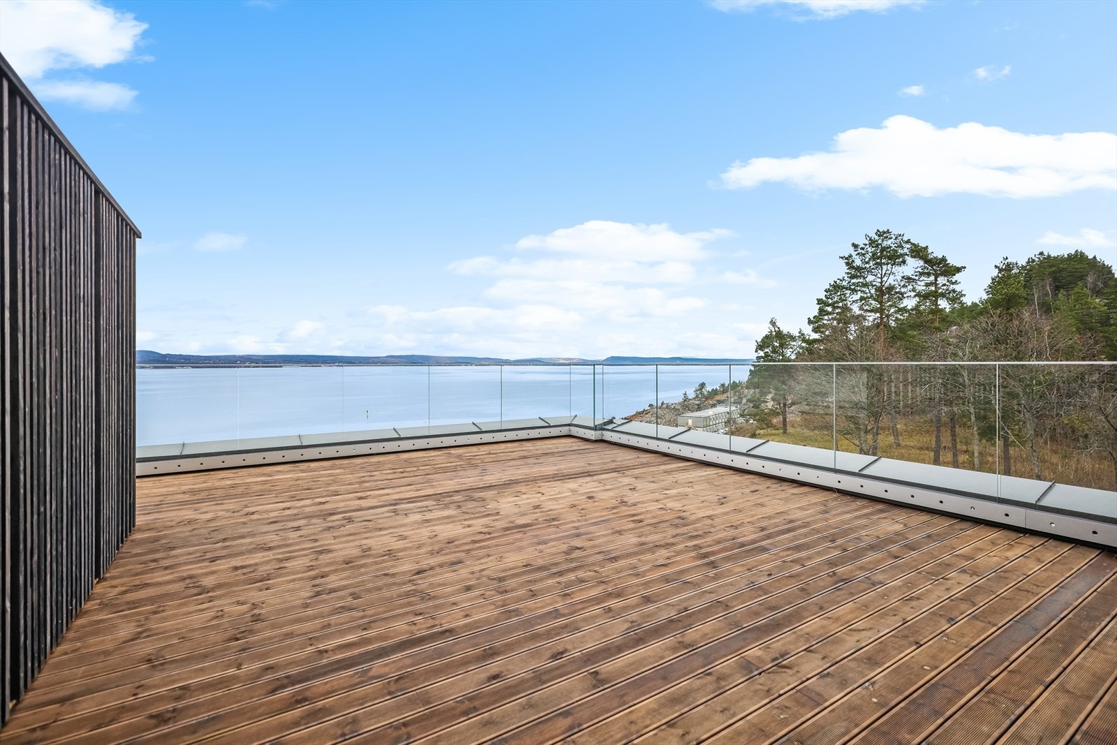 Mulig å innrede takterrassen med flere soner Galleribilde