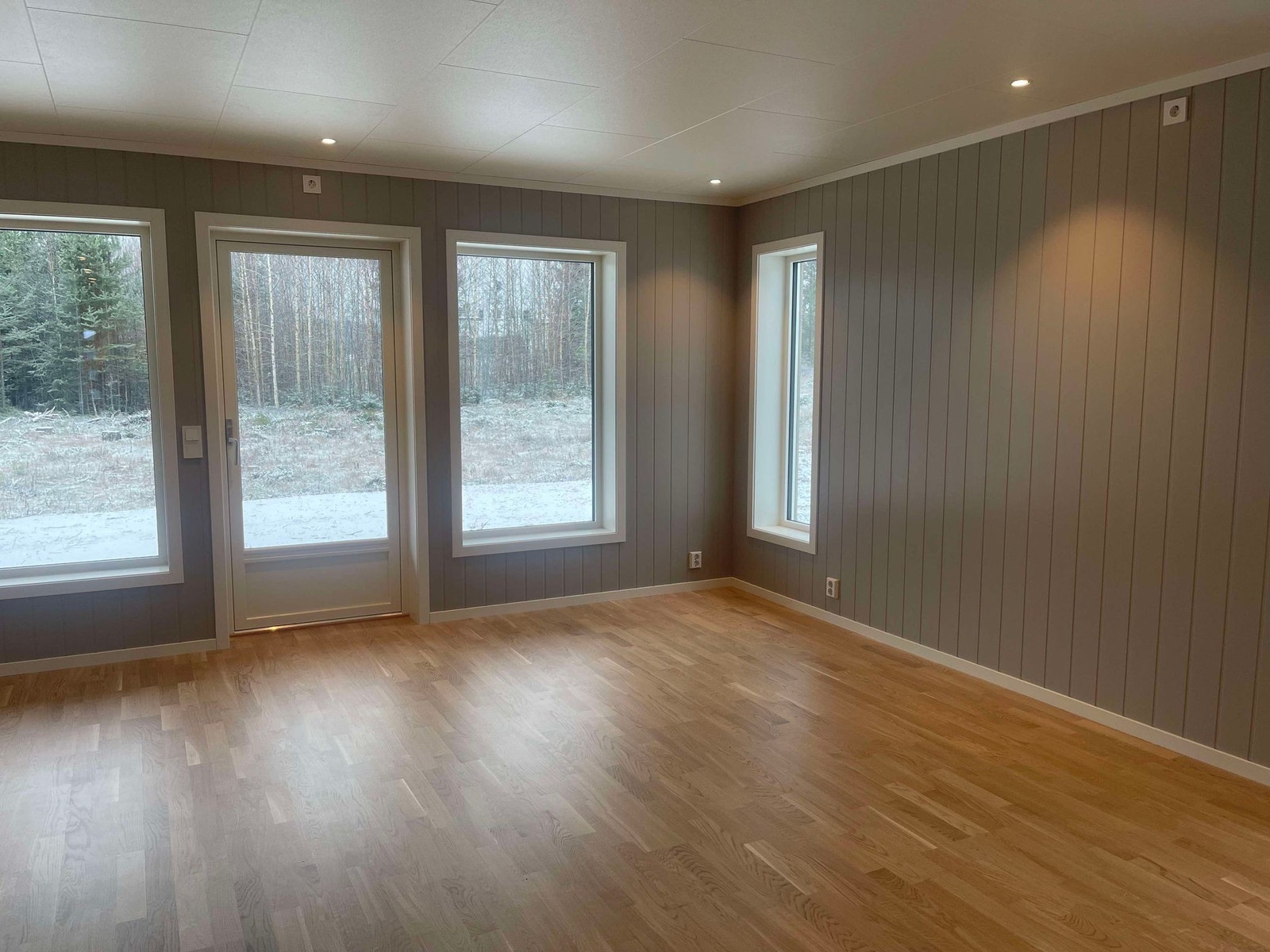 Bilde tatt av en tilsvarende bolig - i stue Galleribilde