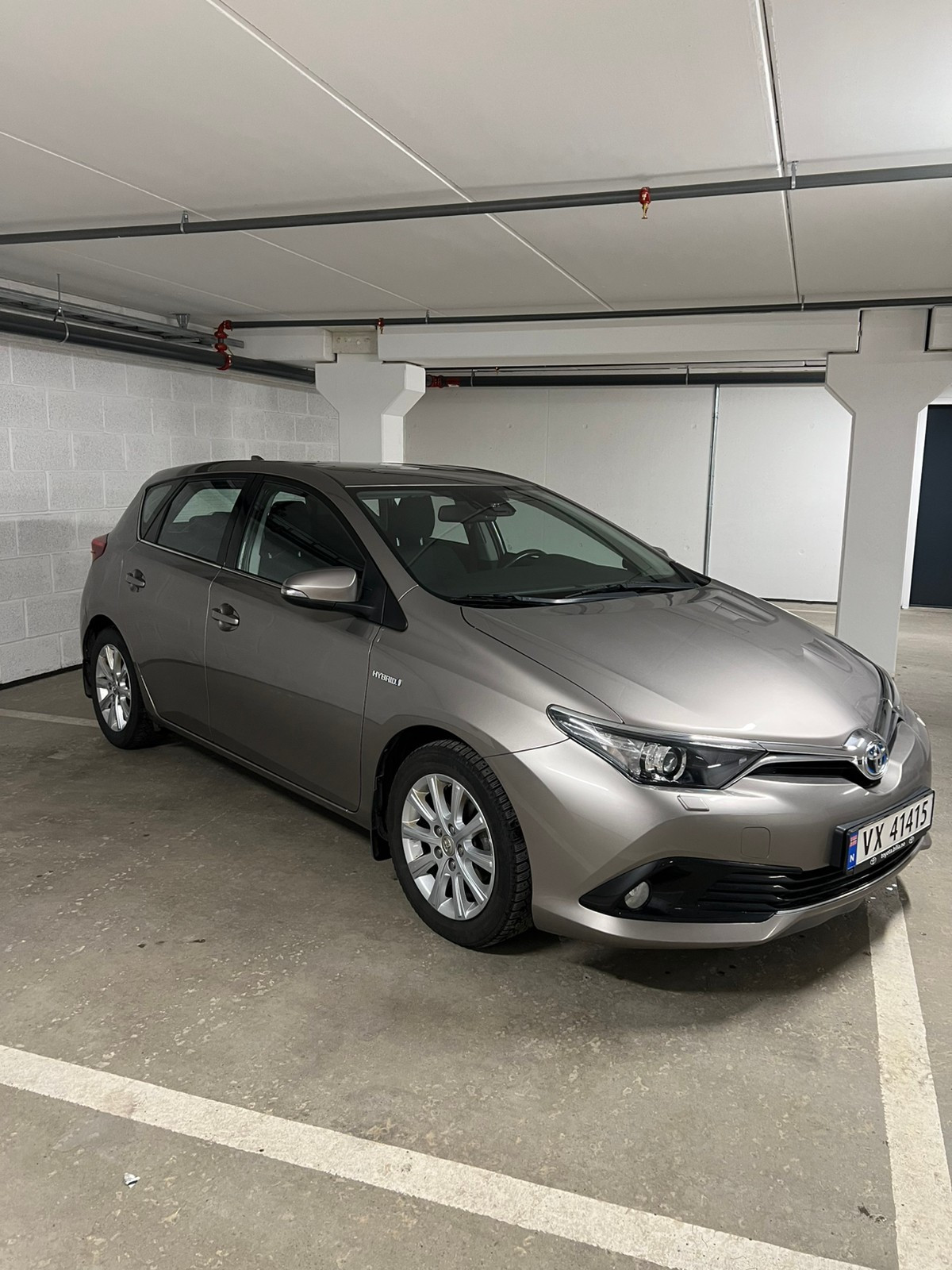 Toyota Auris AURIS 1.8-99 / Nylig EU-godkjent 3