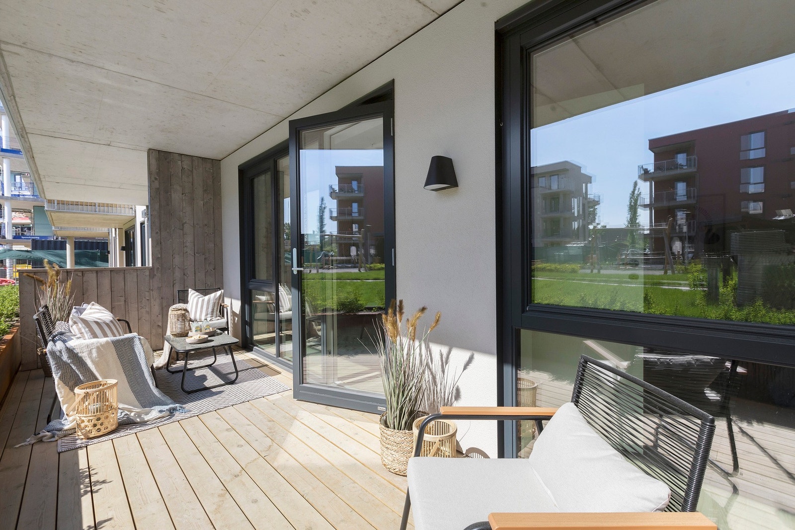 Terasser med utsikt mot sola. Galleribilde