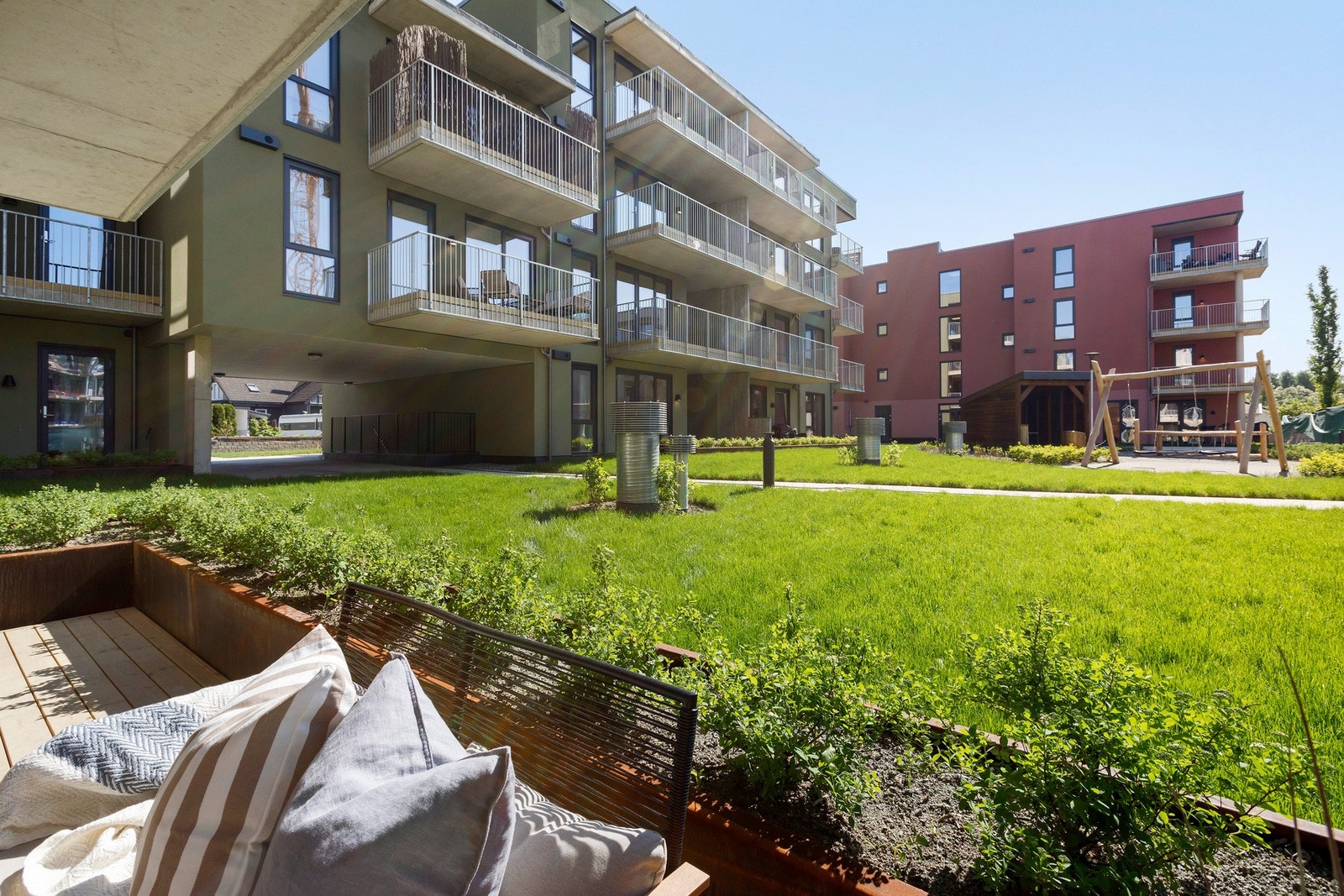 Lei av plenklipping og snømåking? På Hangaren får du en perfekt blanding av moderne løsninger som gjør livet enklere. Galleribilde