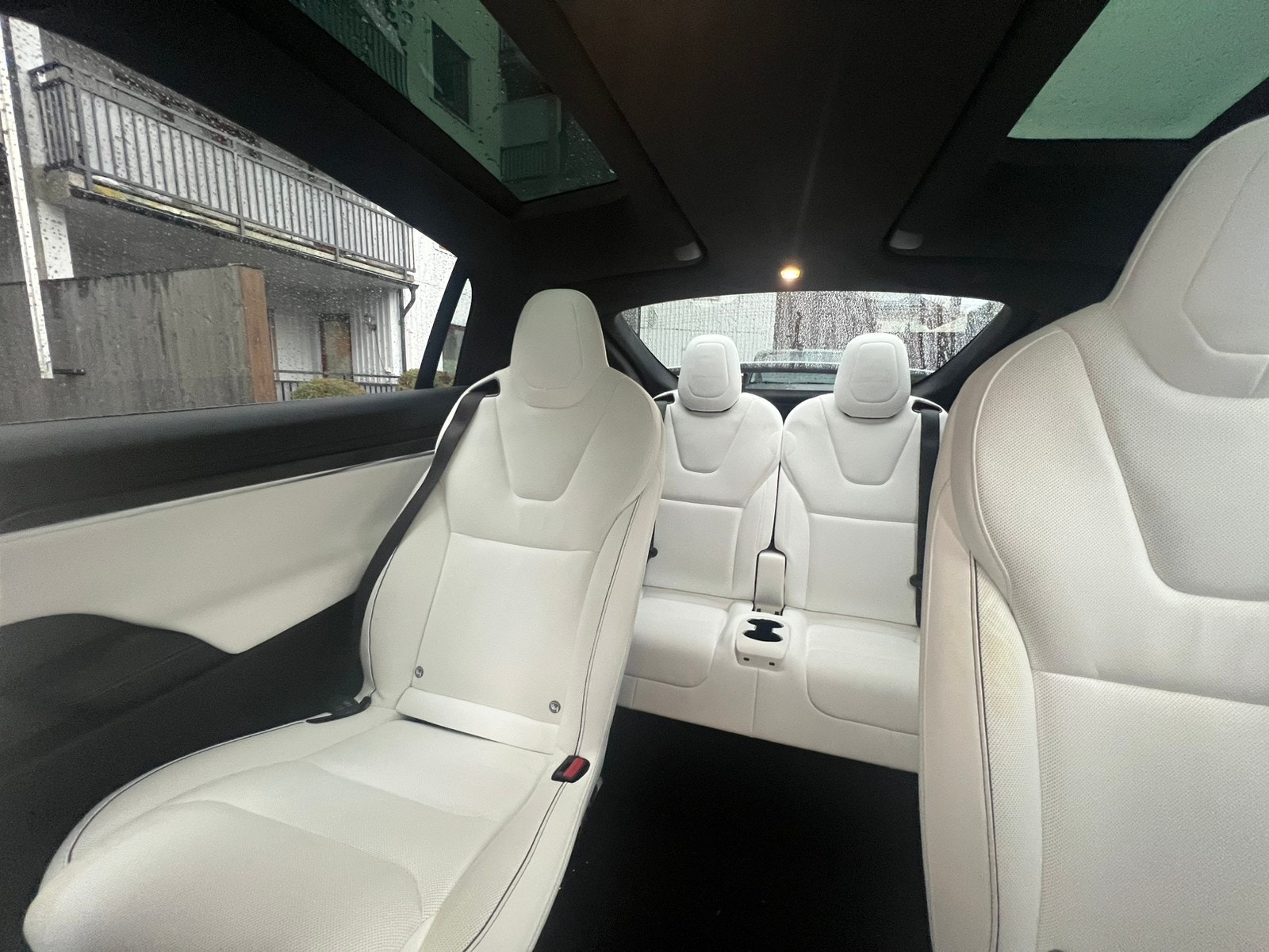 Tesla Model X 12
