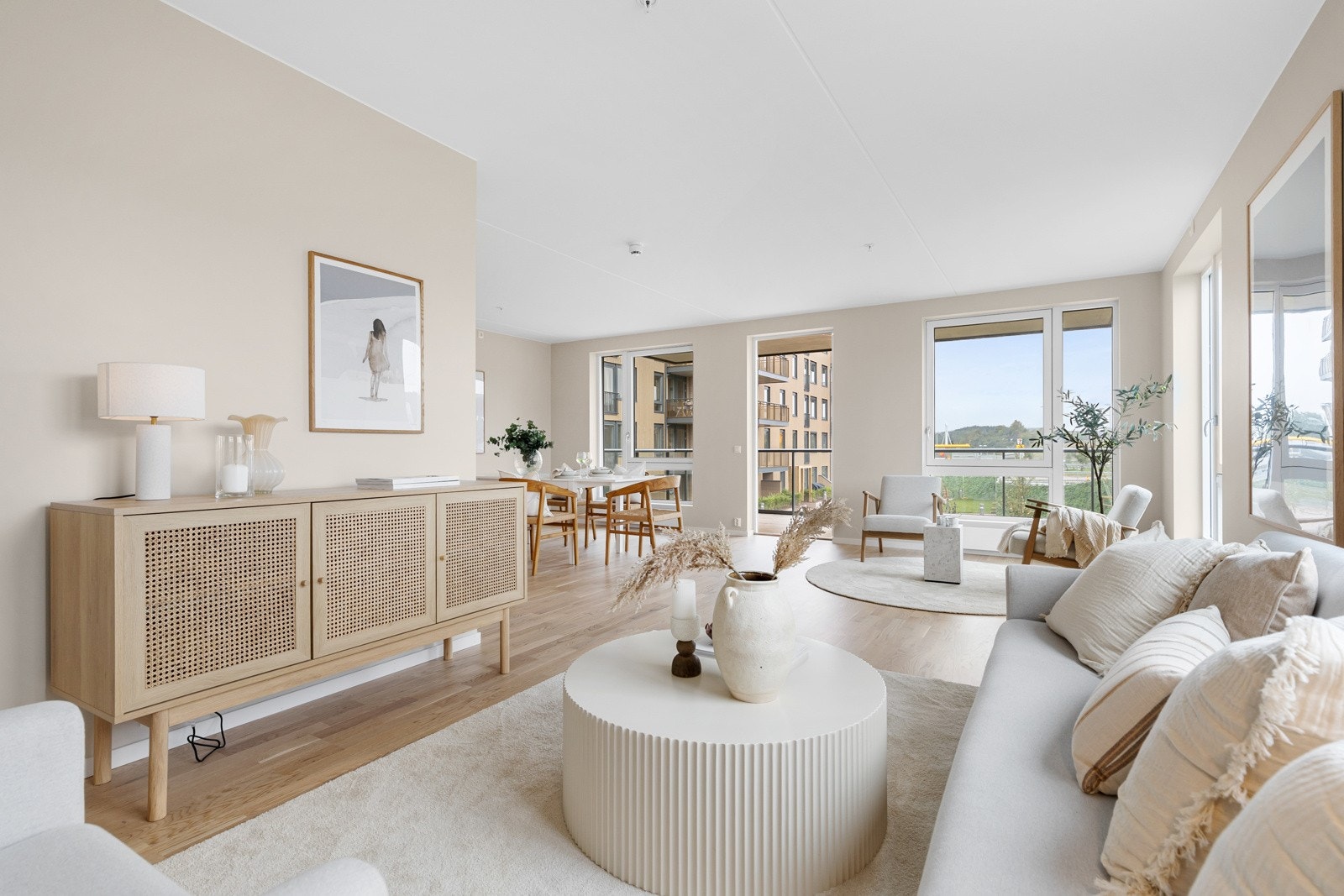 Stue. Bildet er hentet fra en lik leilighet i etasjen under. Galleribilde