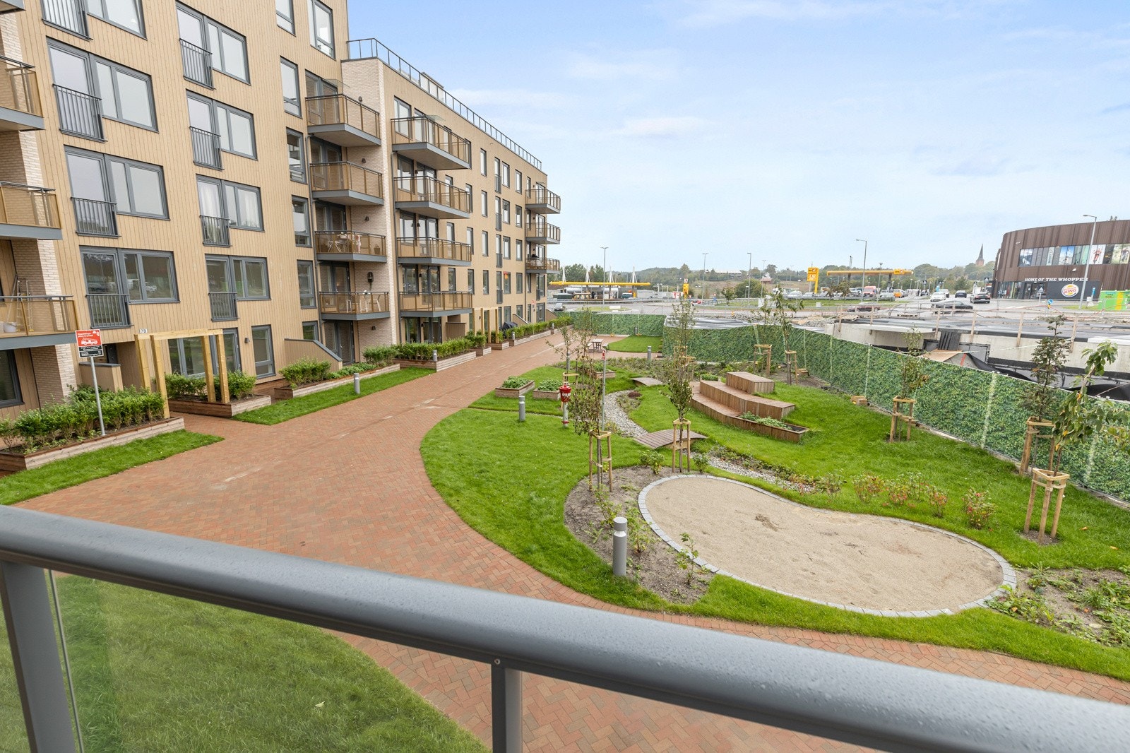 Utsikt over fellesområdene. Bildet er hentet fra en lik leilighet i etasjen under. Galleribilde