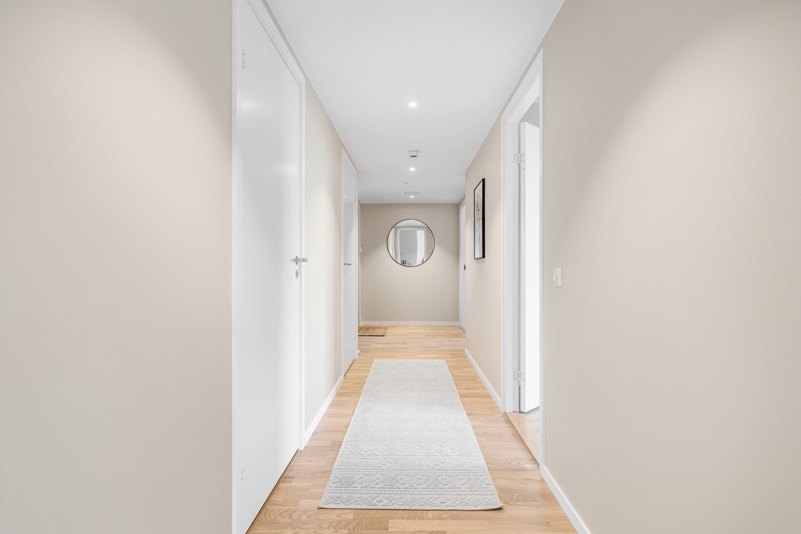 Gang. Bildet er hentet fra en lik leilighet i etasjen under. Galleribilde