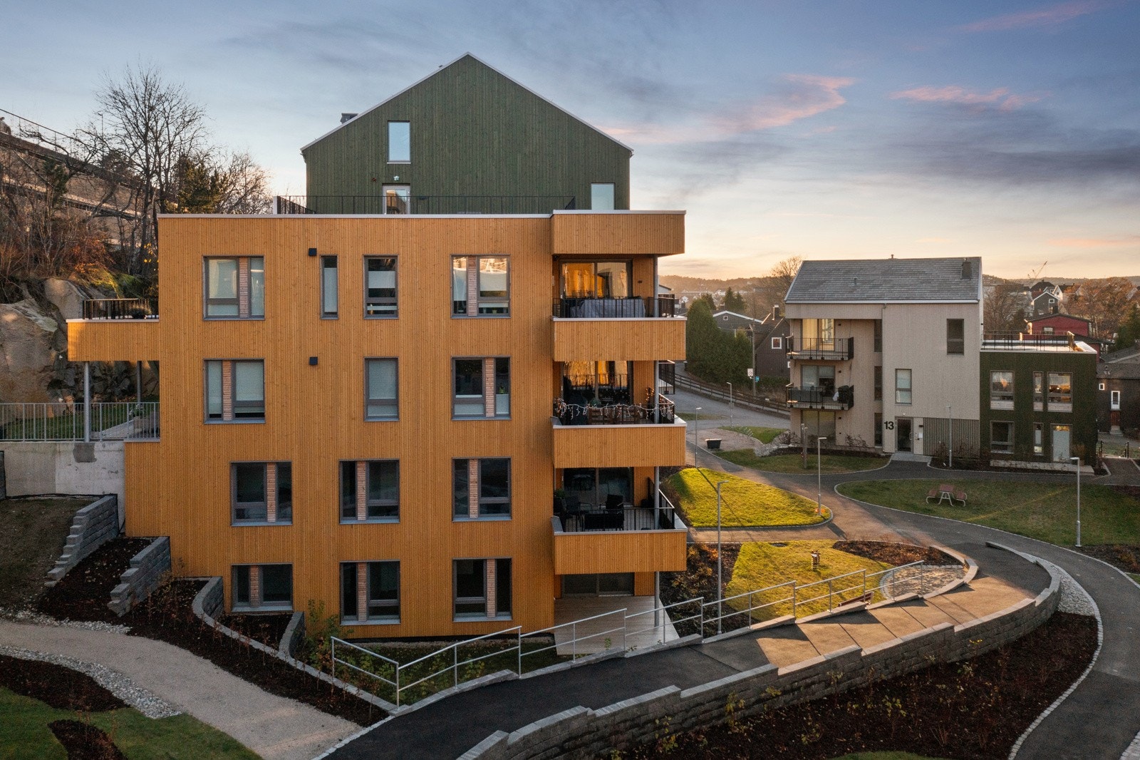 3 Ute48 Galleribilde