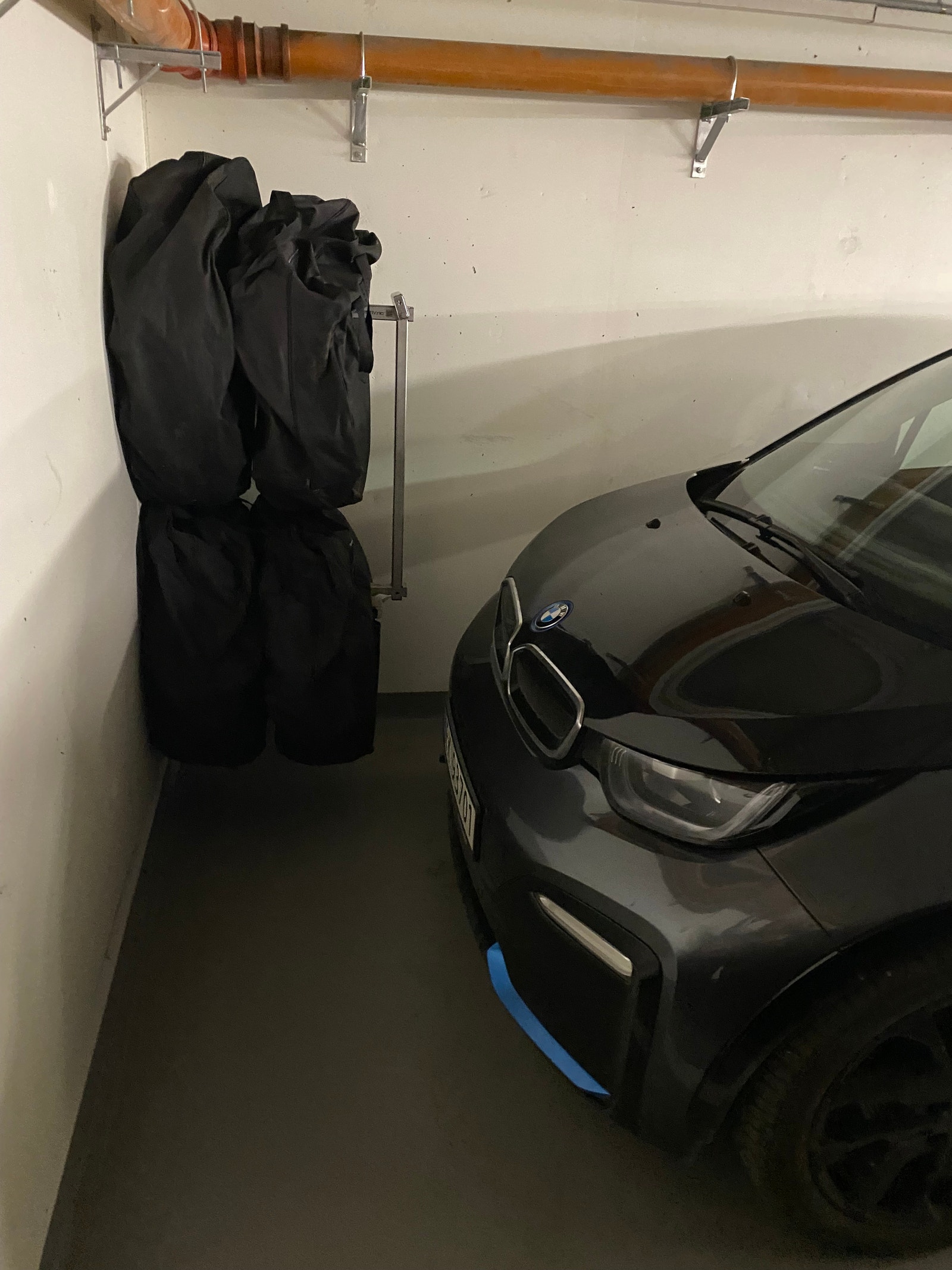 God plass til evt sykkel/moped Galleribilde