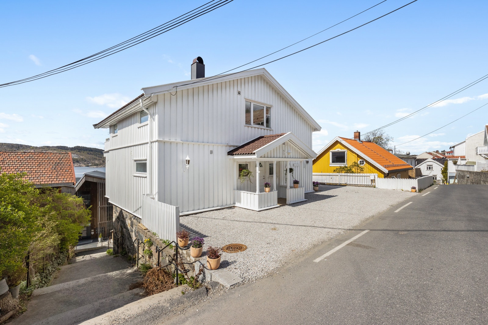 Fasade fra gaten Galleribilde