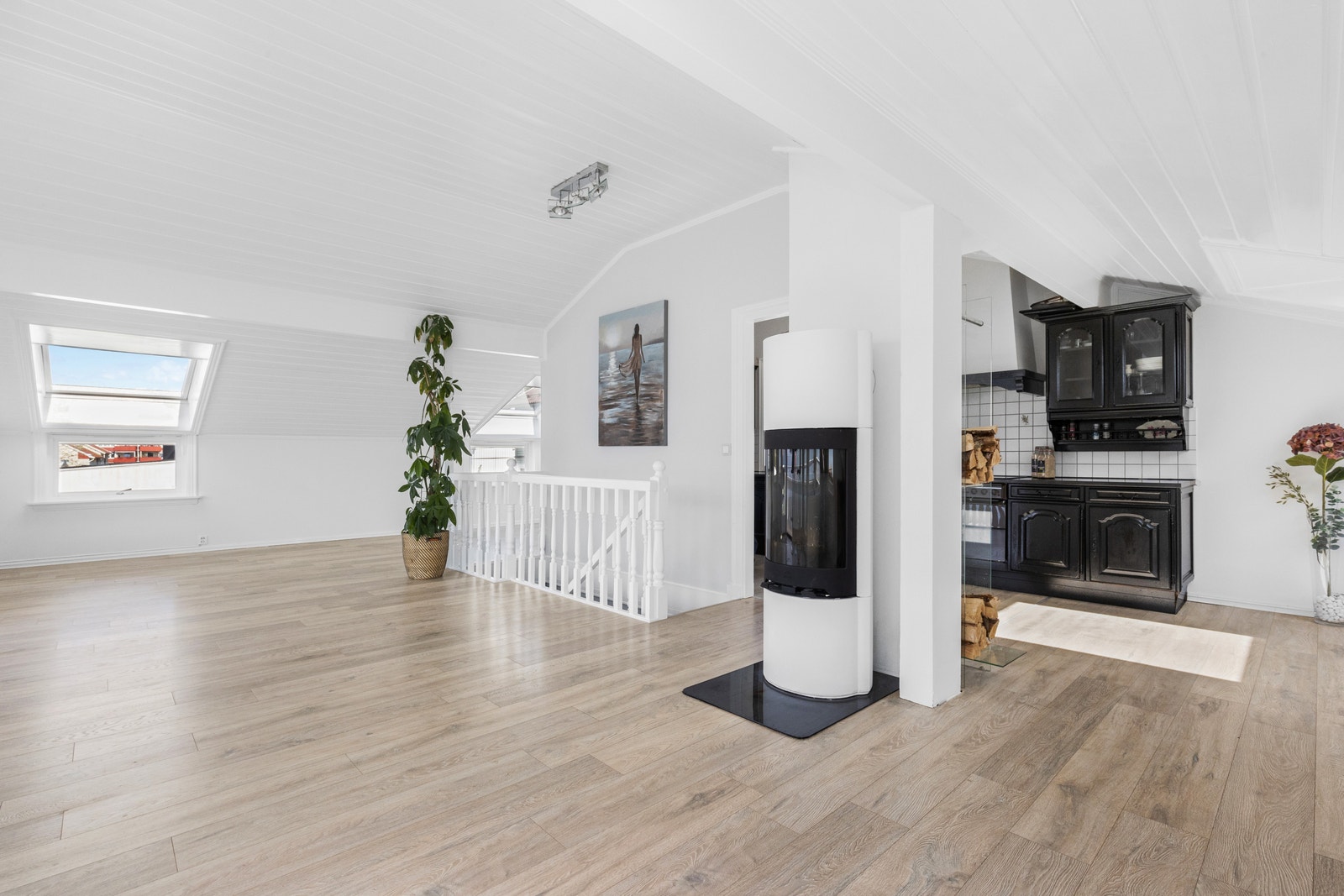 Hoveddel stue Galleribilde