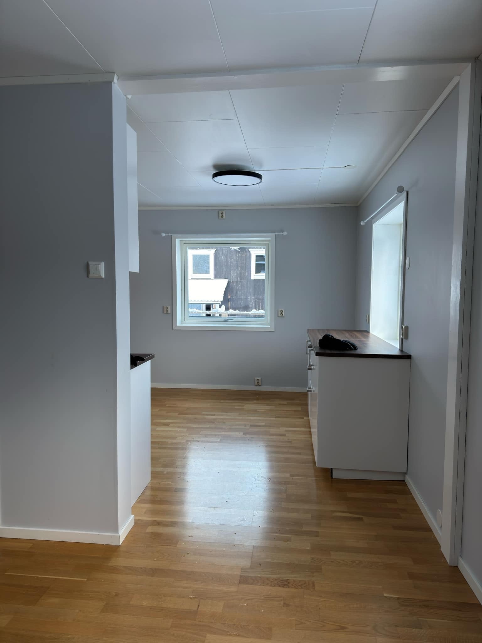 Fra stue mot kjøkken Galleribilde