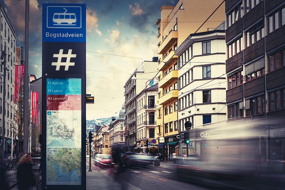Det er kun 100 meter til nærmeste buss- og trikkestopp. Majorstuen er for øvrig et knutepunkt for offentlig kommunikasjon Galleribilde