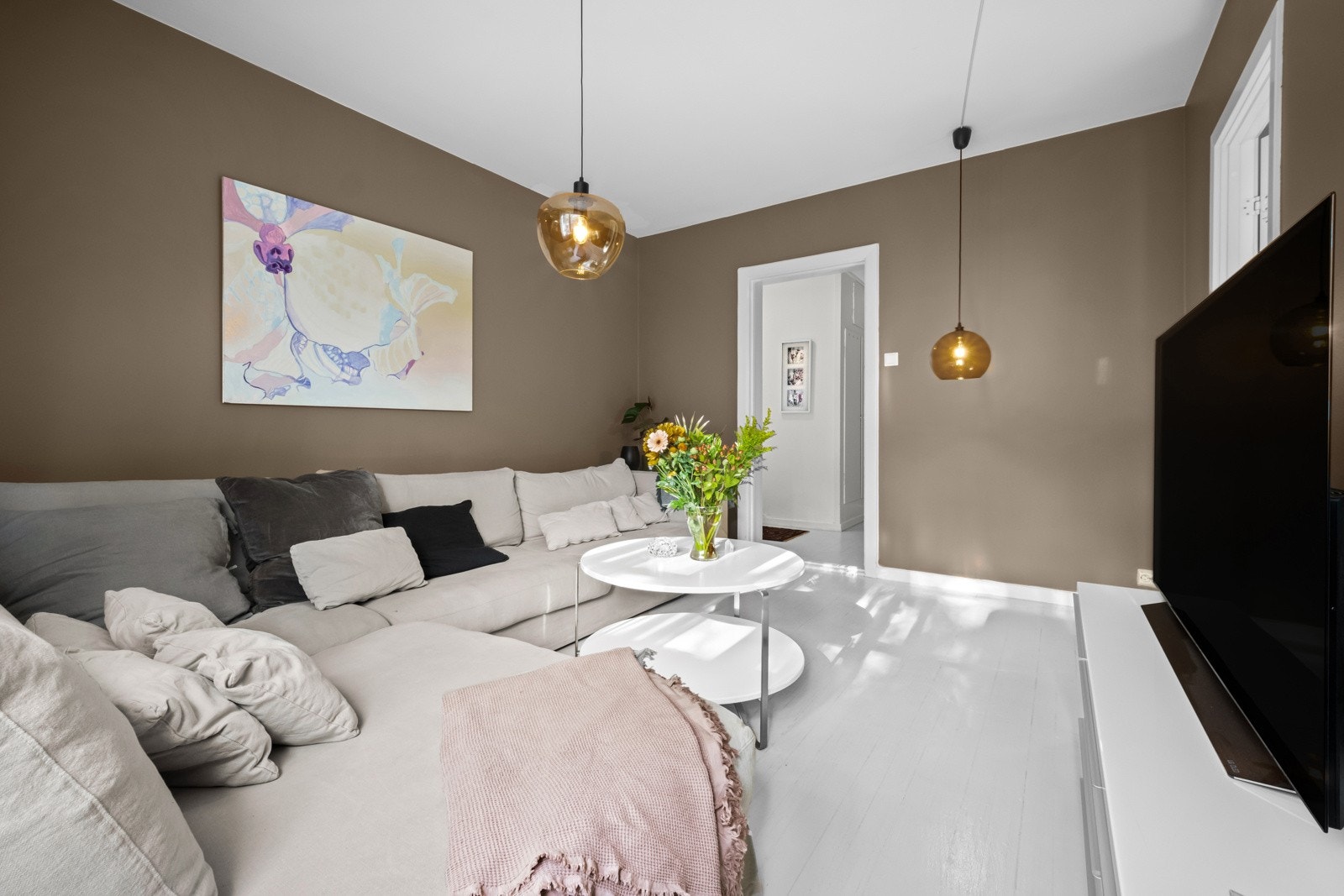 En flott 3-roms leilighet med gjennomgående planløsning. Galleribilde