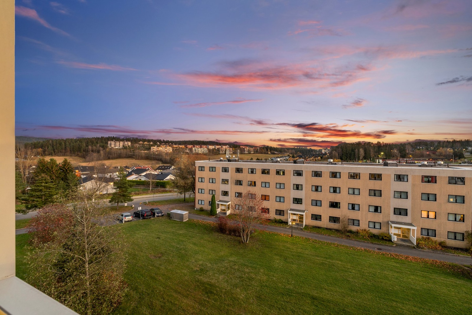 Fellesområdet er også veldig barnevennlig med nærhet til barnehage og skole. Galleribilde