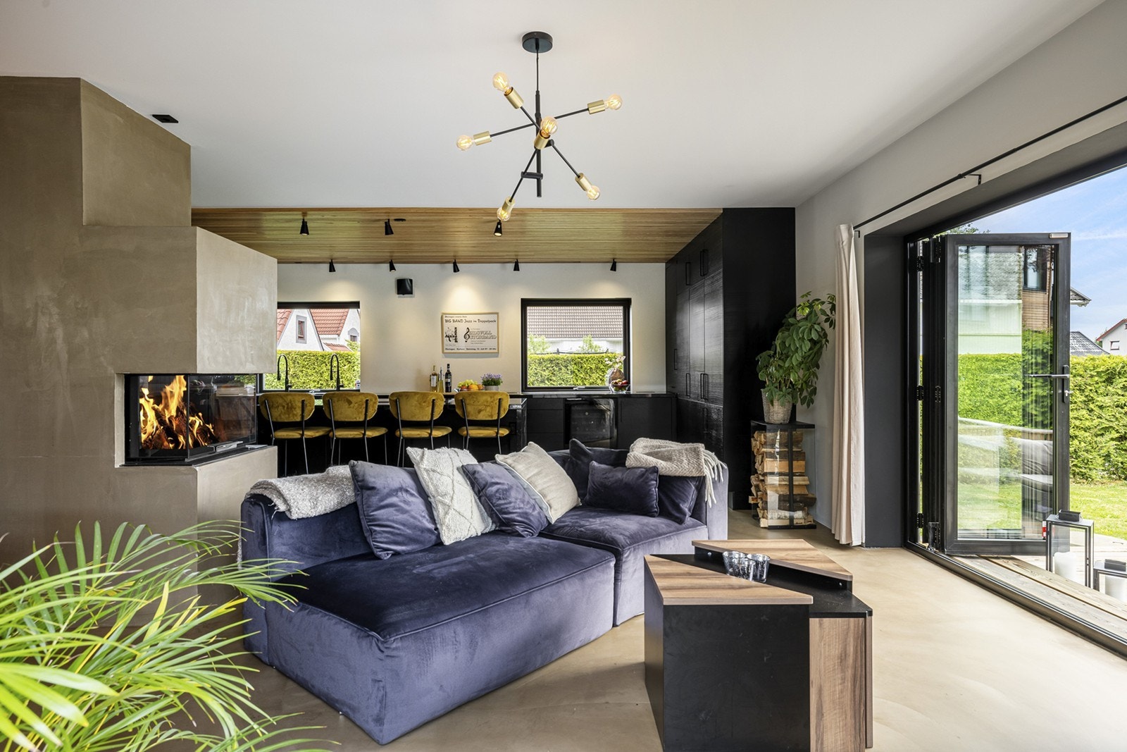 Tobias Nysæther Gulbrandsen og Edvard Nyberg v/ Notar Romerike har gleden av å presentere Markveien 8B. Galleribilde