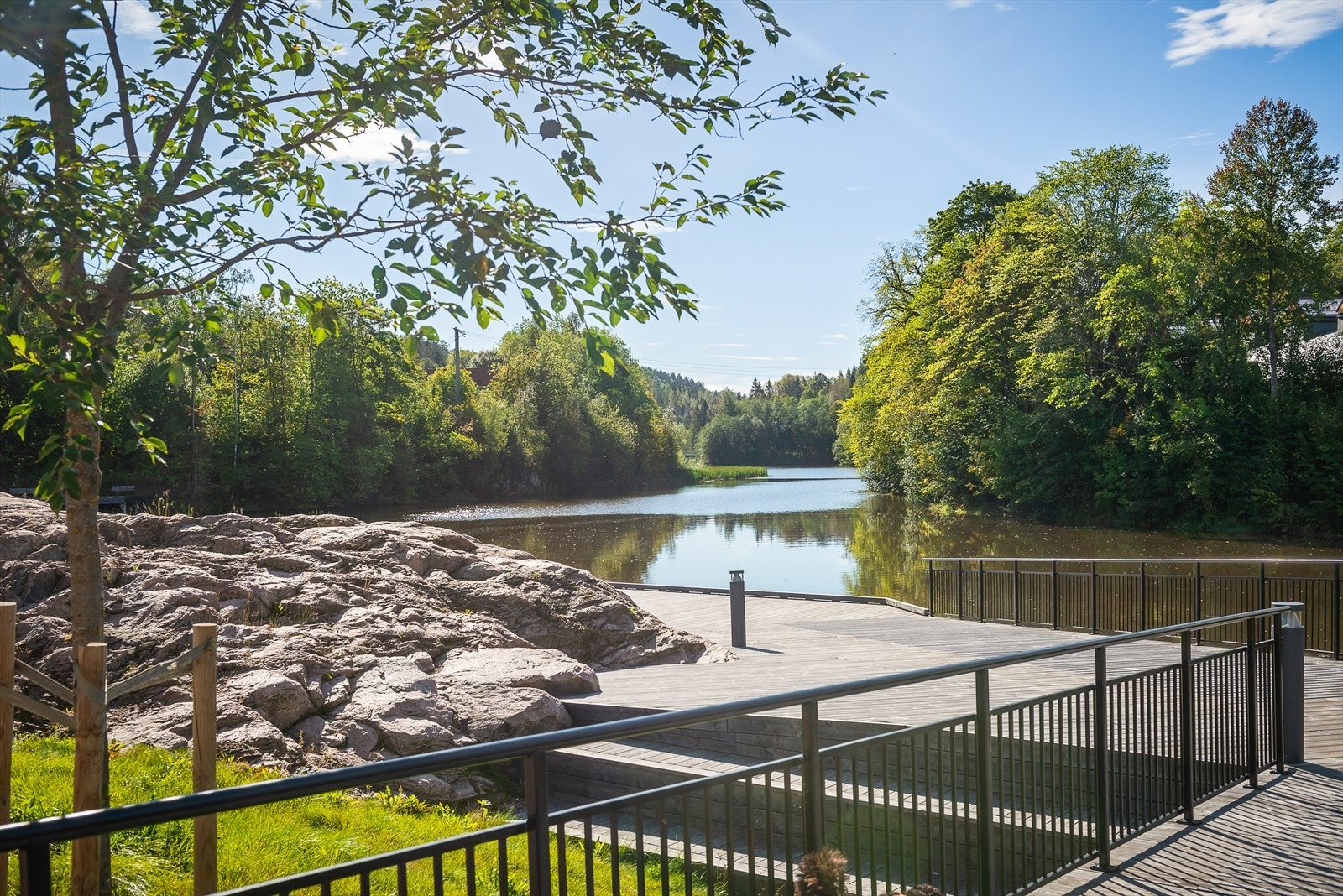 Kistefossdammen. Galleribilde