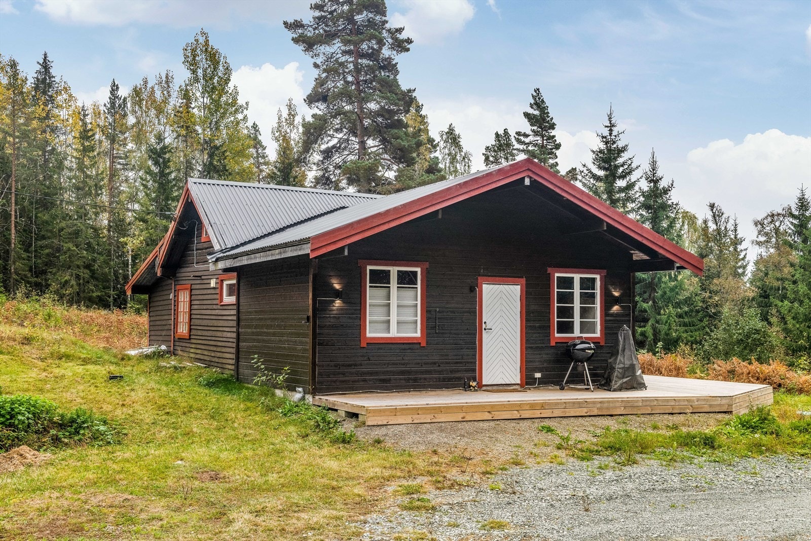 EiendomsMegler1 v/ Ann Helén Jamtveit presenterer Brandbuvegen 57! Galleribilde