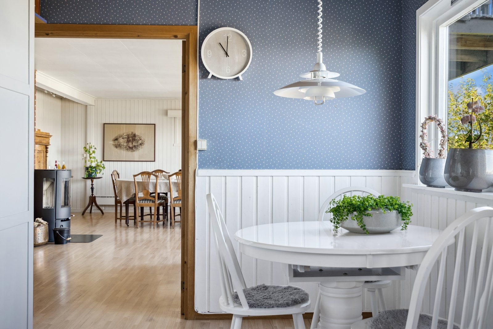 Kjøkkenet mot stuen i 2. etasje. Galleribilde