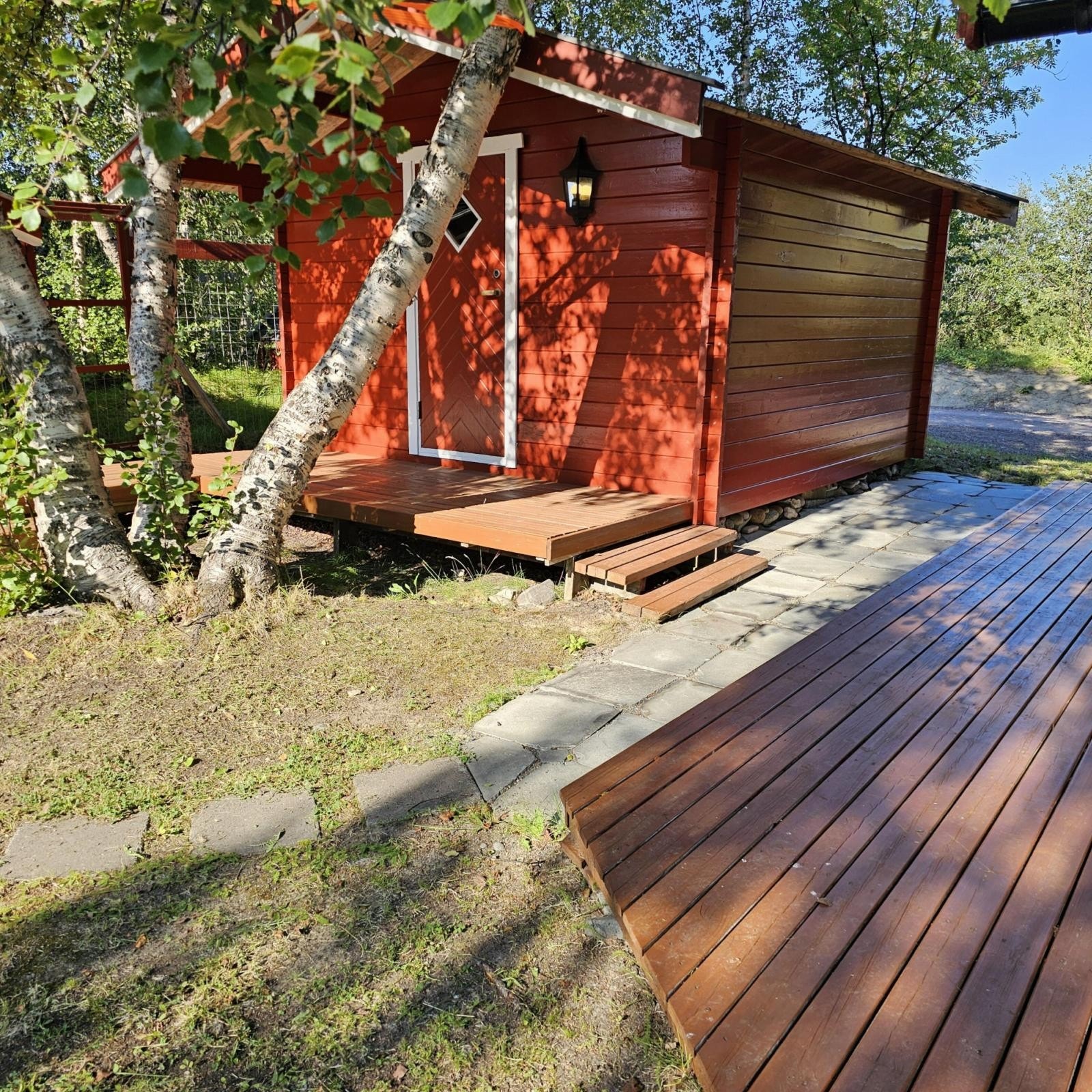 Annekset ligger like ved hovedhytta Galleribilde