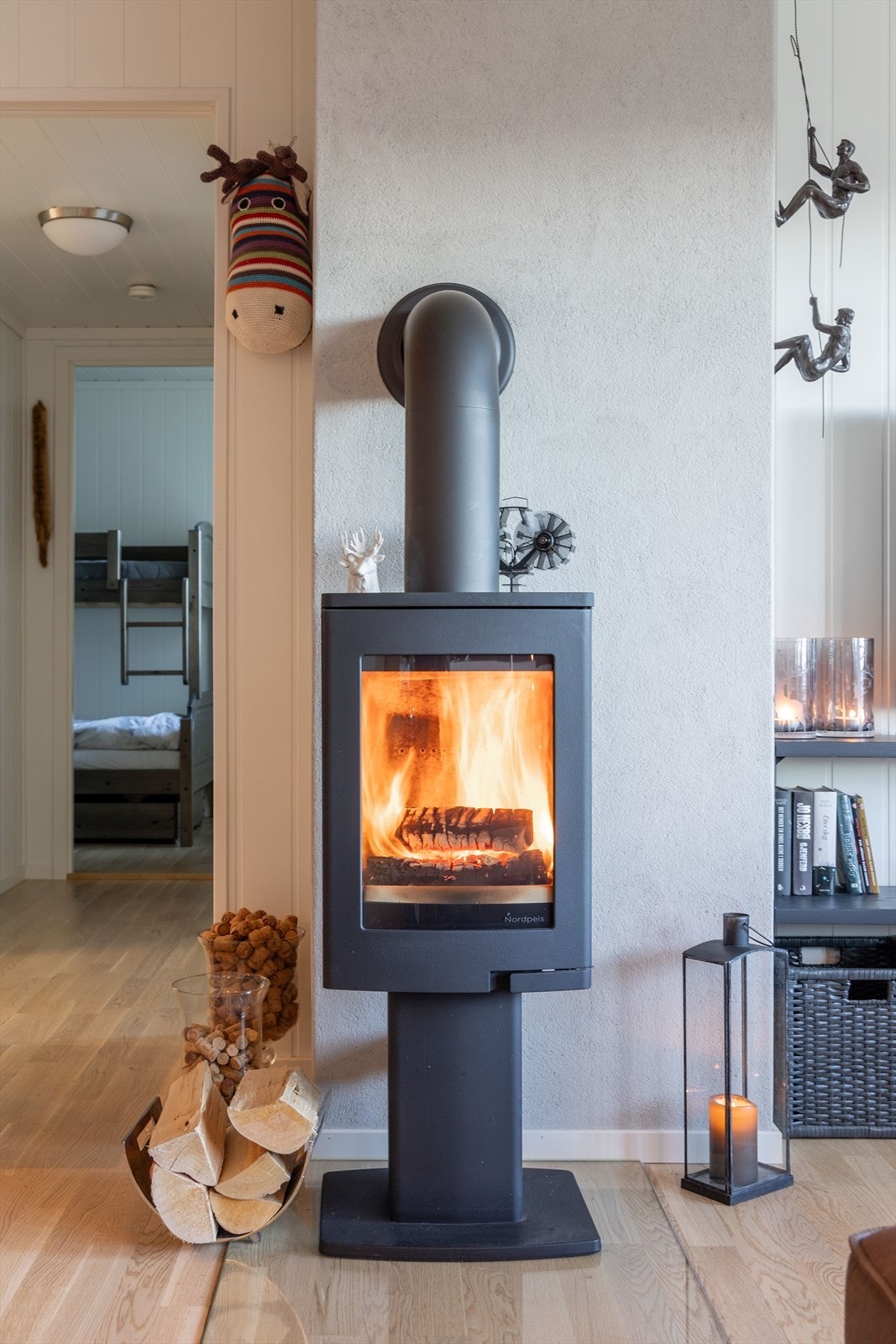 Rentbrennende peisovn. Denne vil varme godt en kald høst eller vintersdag! Galleribilde