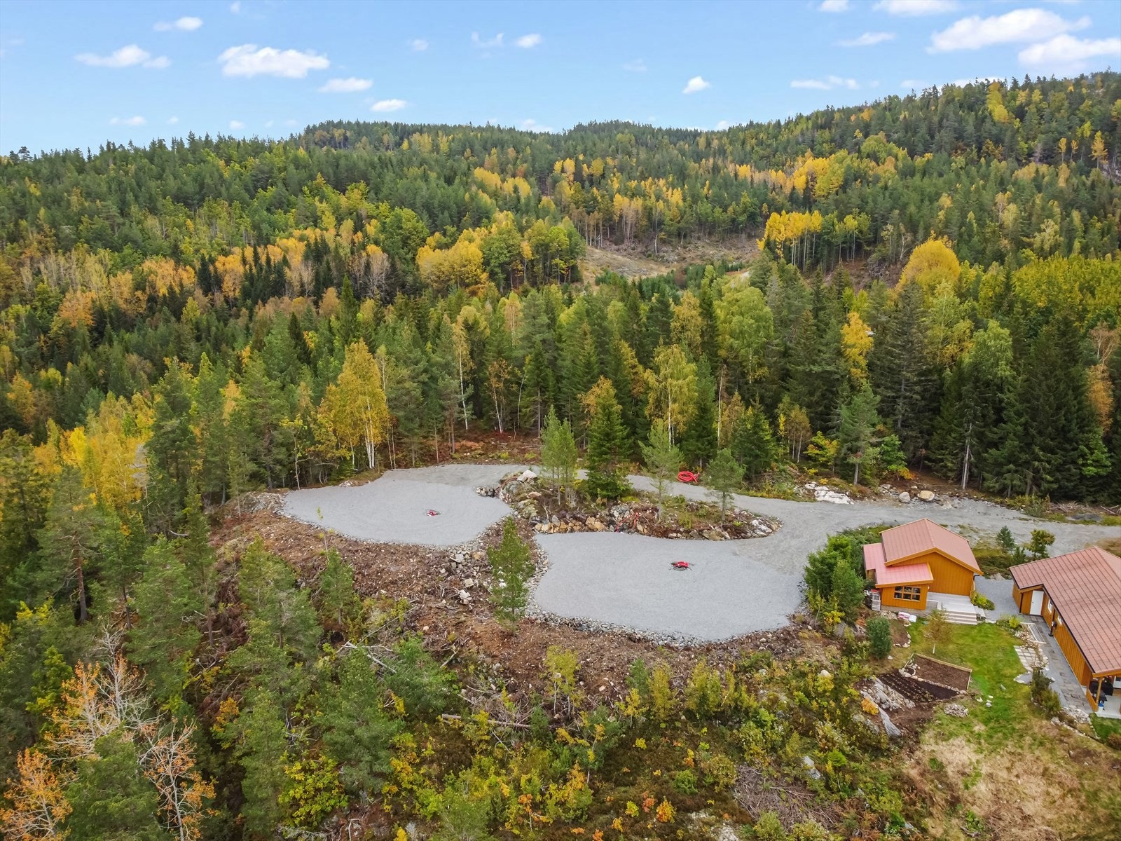 Ufsvann er et flott sted for å teste fiskelykken, eller ro en liten tur. Galleribilde