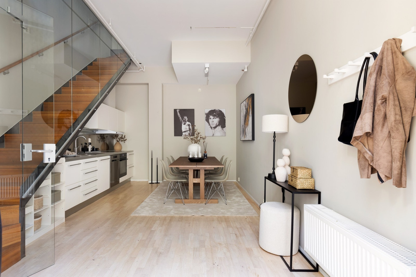 Dette er en spennende og unik fabrikkleilighet i et nyere bygg fra 2007. Galleribilde