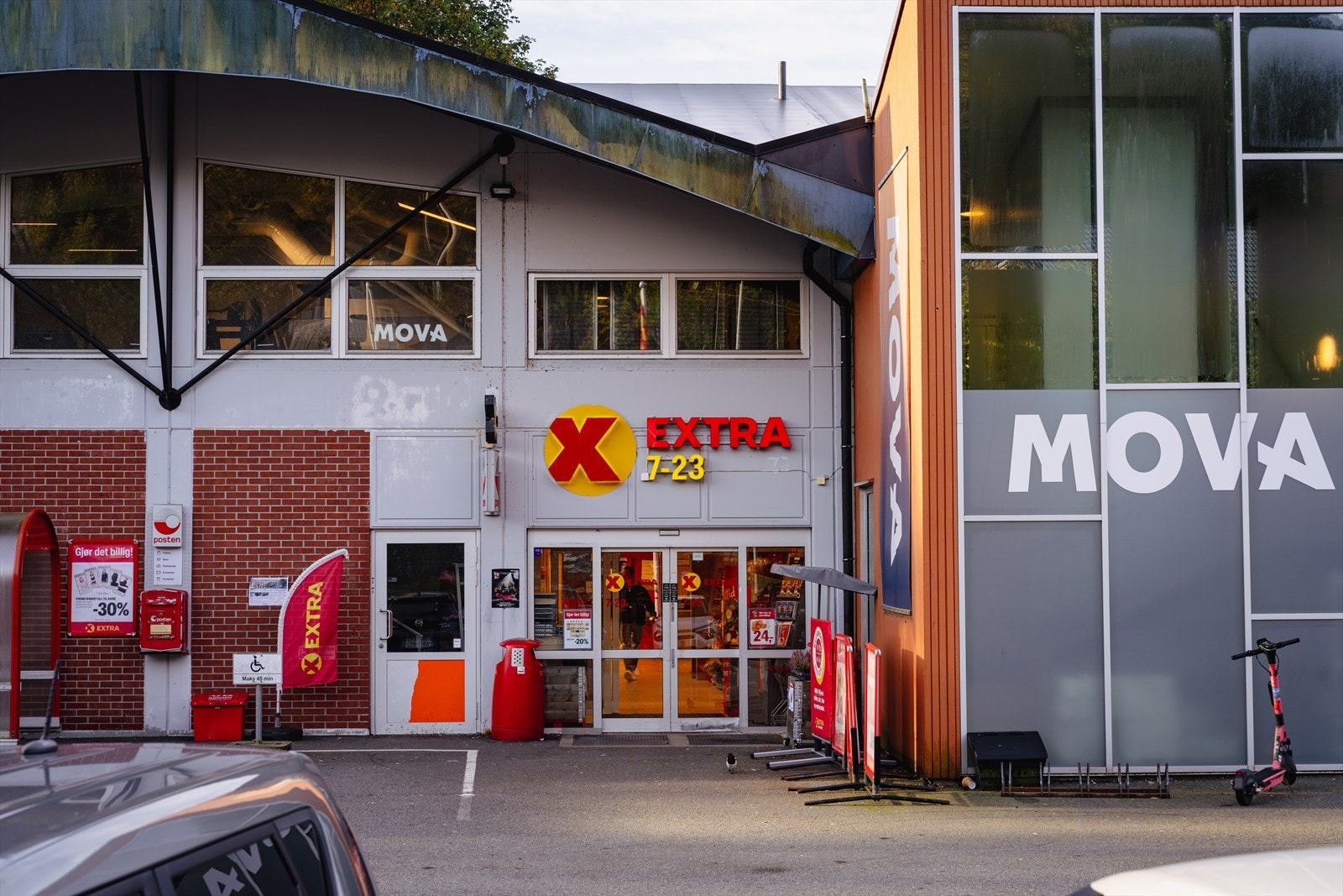 Kort vei til dagligvarebutikk og treningssenter. Galleribilde