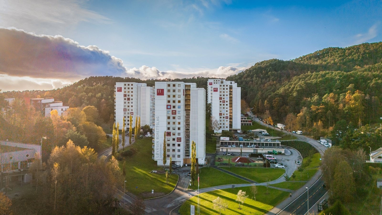 Her bor man tilbaketrukket i barnevennlige omgivelser samtidig som en spasertur tar deg til alt man trenger i hverdagen. Galleribilde