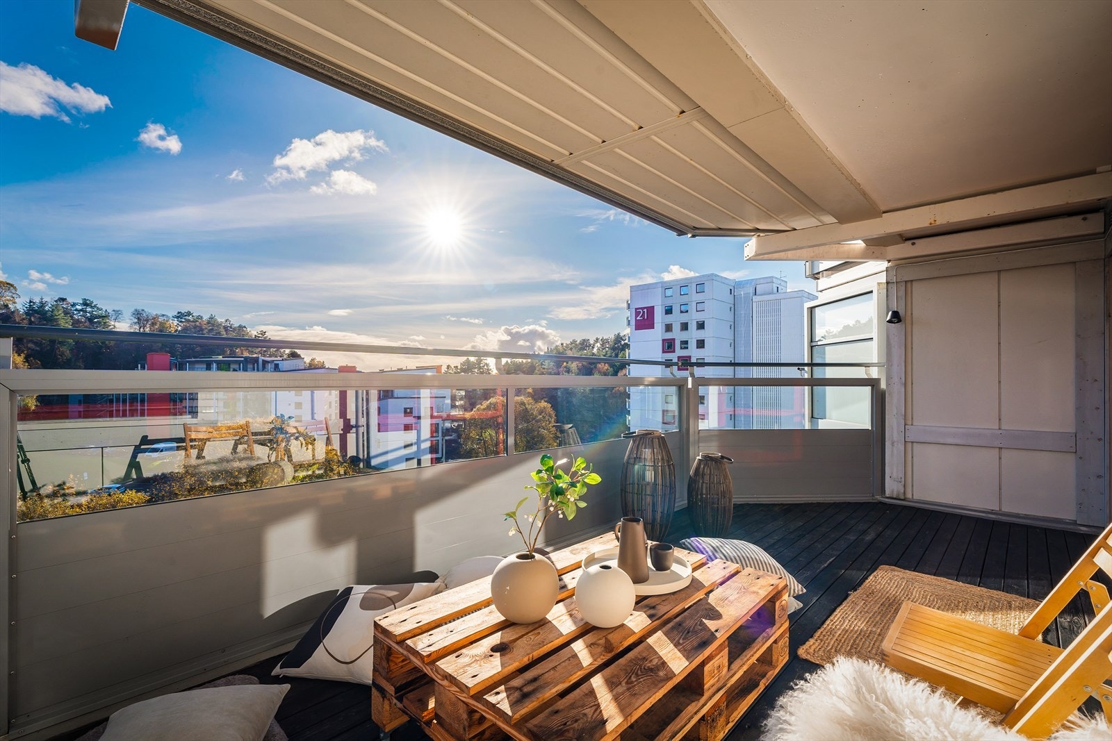 Skjermet balkong med meget gode solforhold! Galleribilde