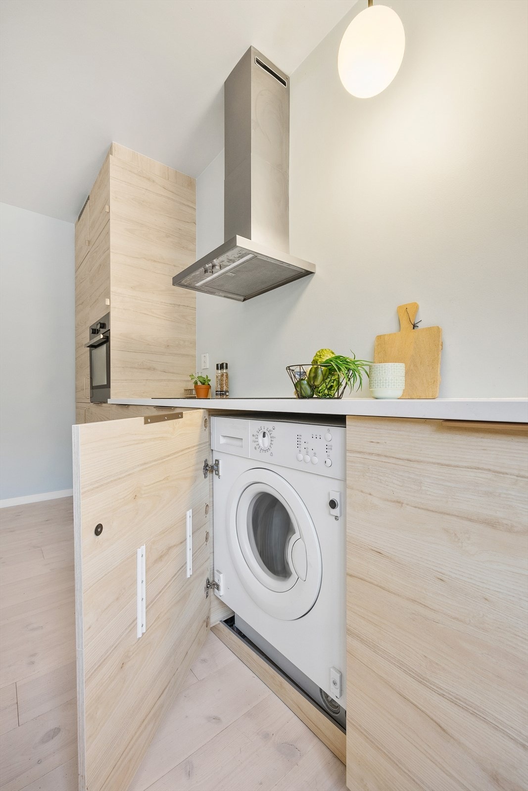 - Kjøkkenet innehar opplegg for vaskemaskin - Galleribilde