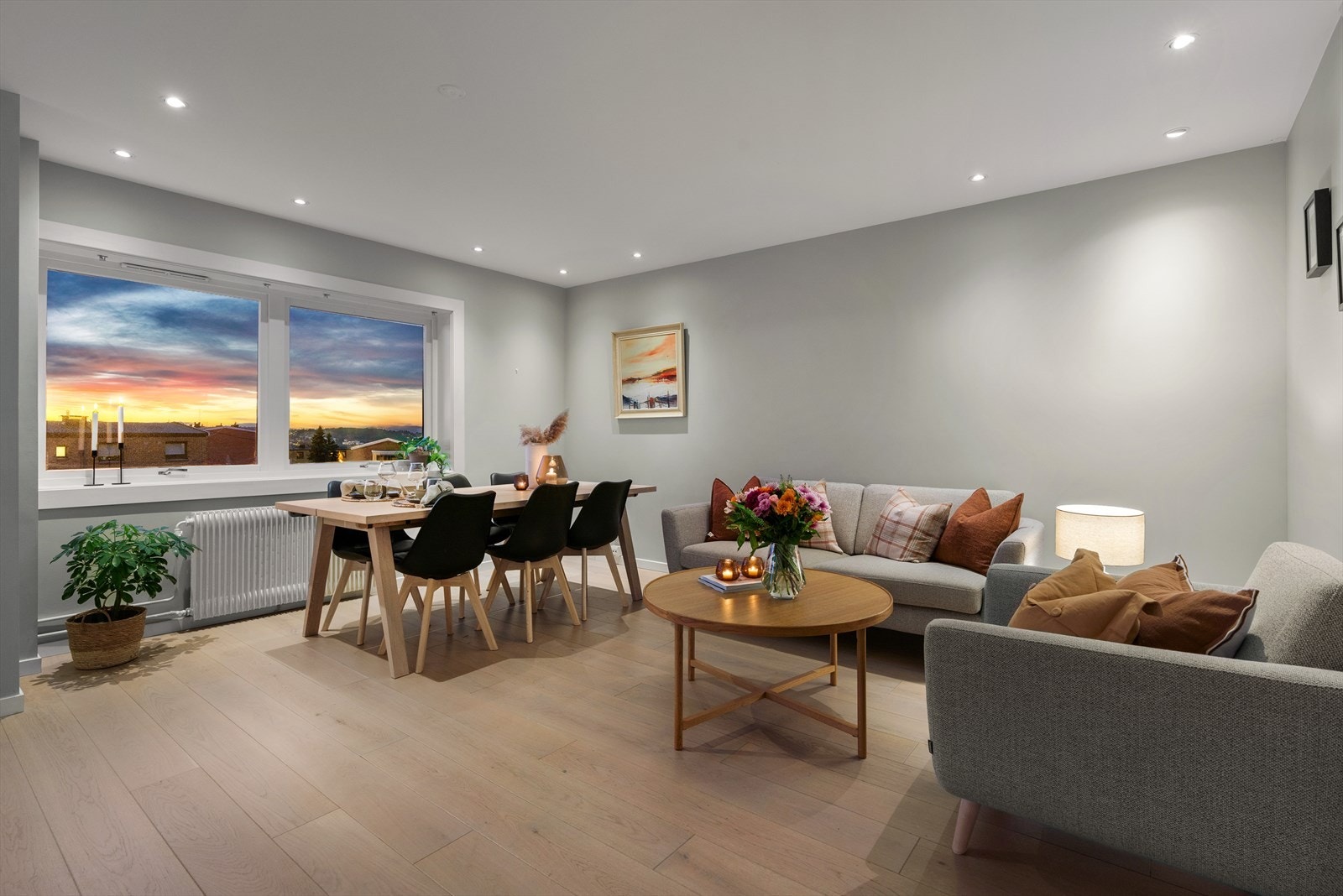 Kveldsstemning. Her kan man nyte fine kvelder i gode venners lag. Galleribilde