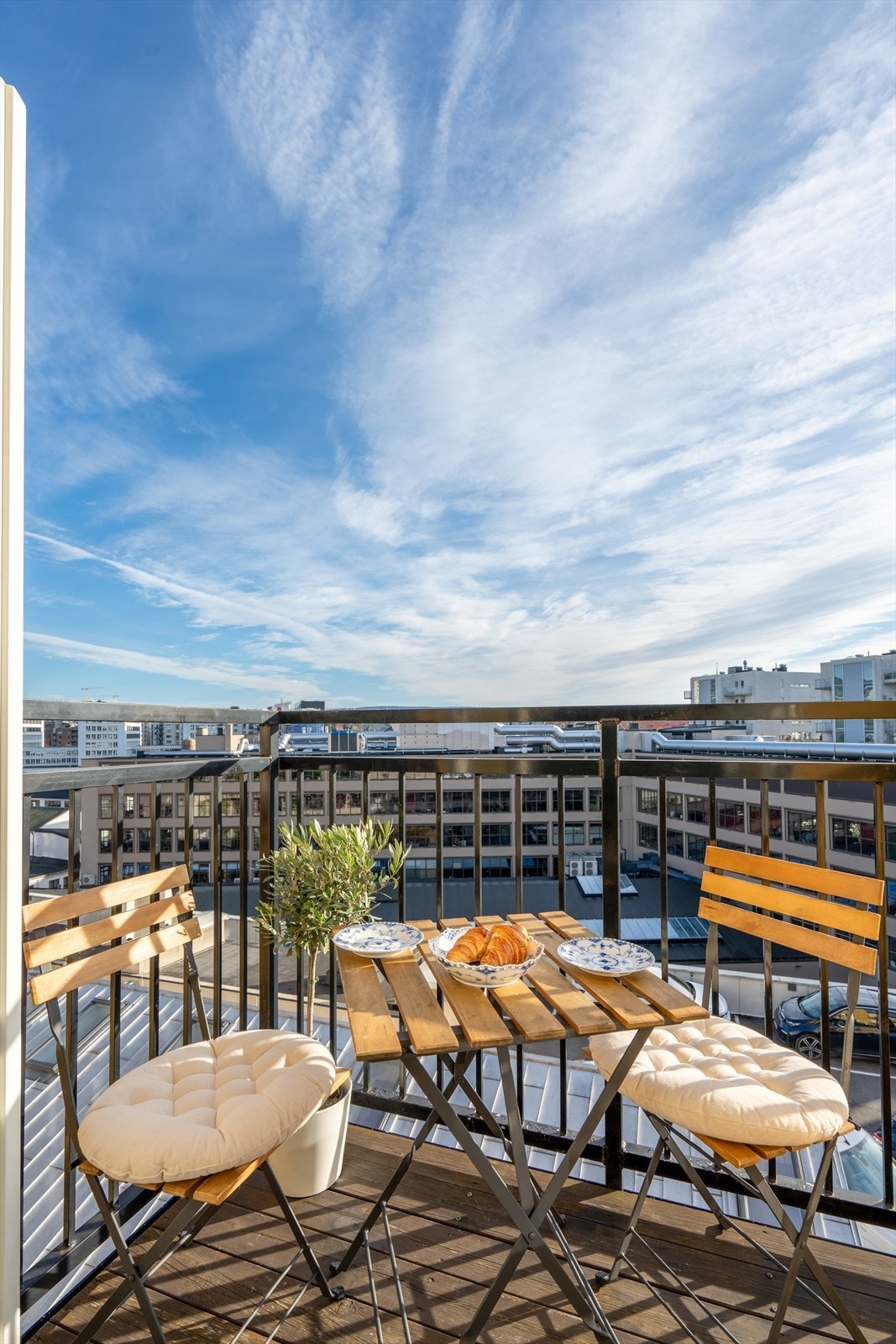 Gode solforhold med en fin utsikt over byen. Galleribilde