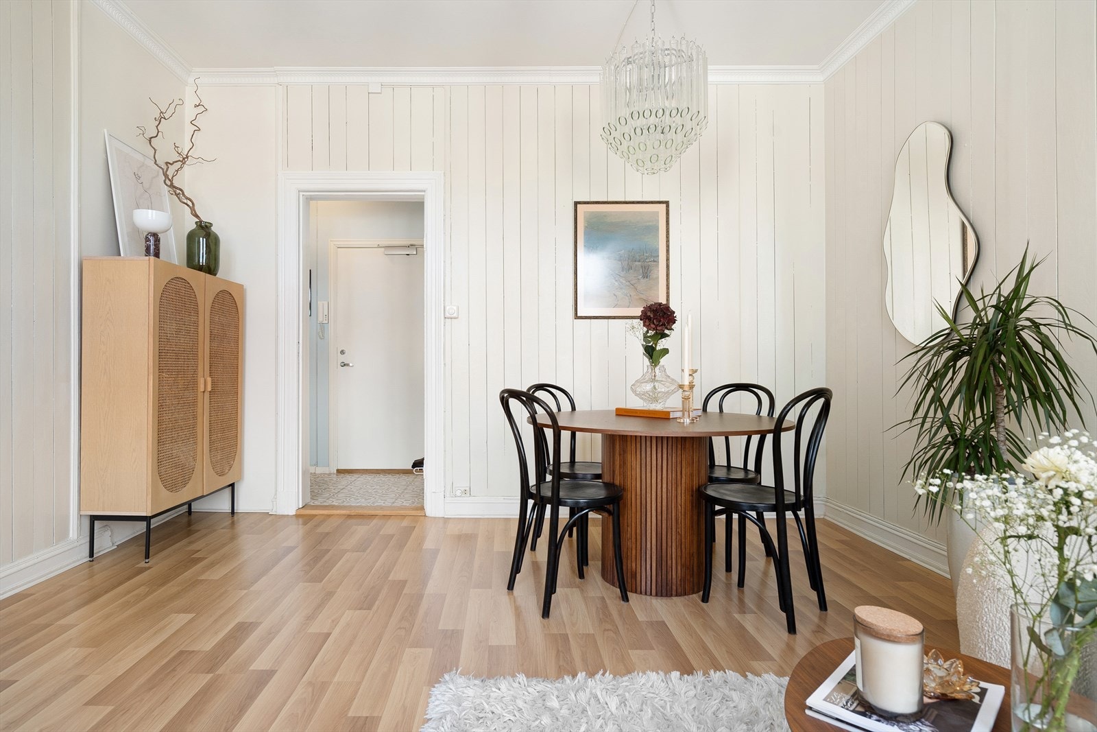 Planløsningen i rommet gjør det enkelt å innrede. Galleribilde