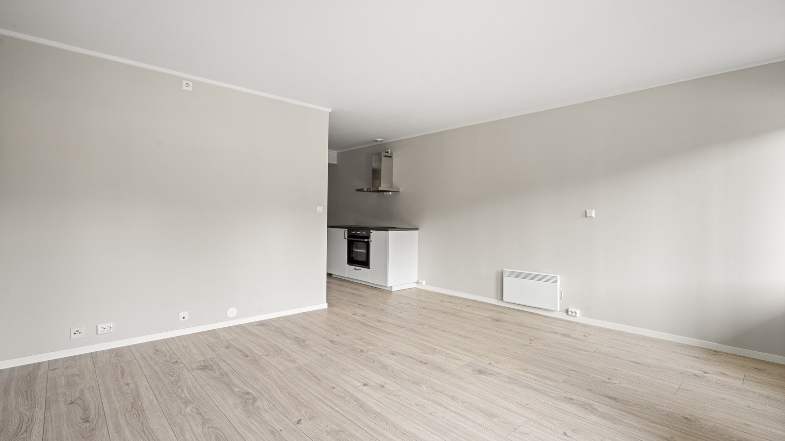 Flott enstavs laminat på gulv Galleribilde