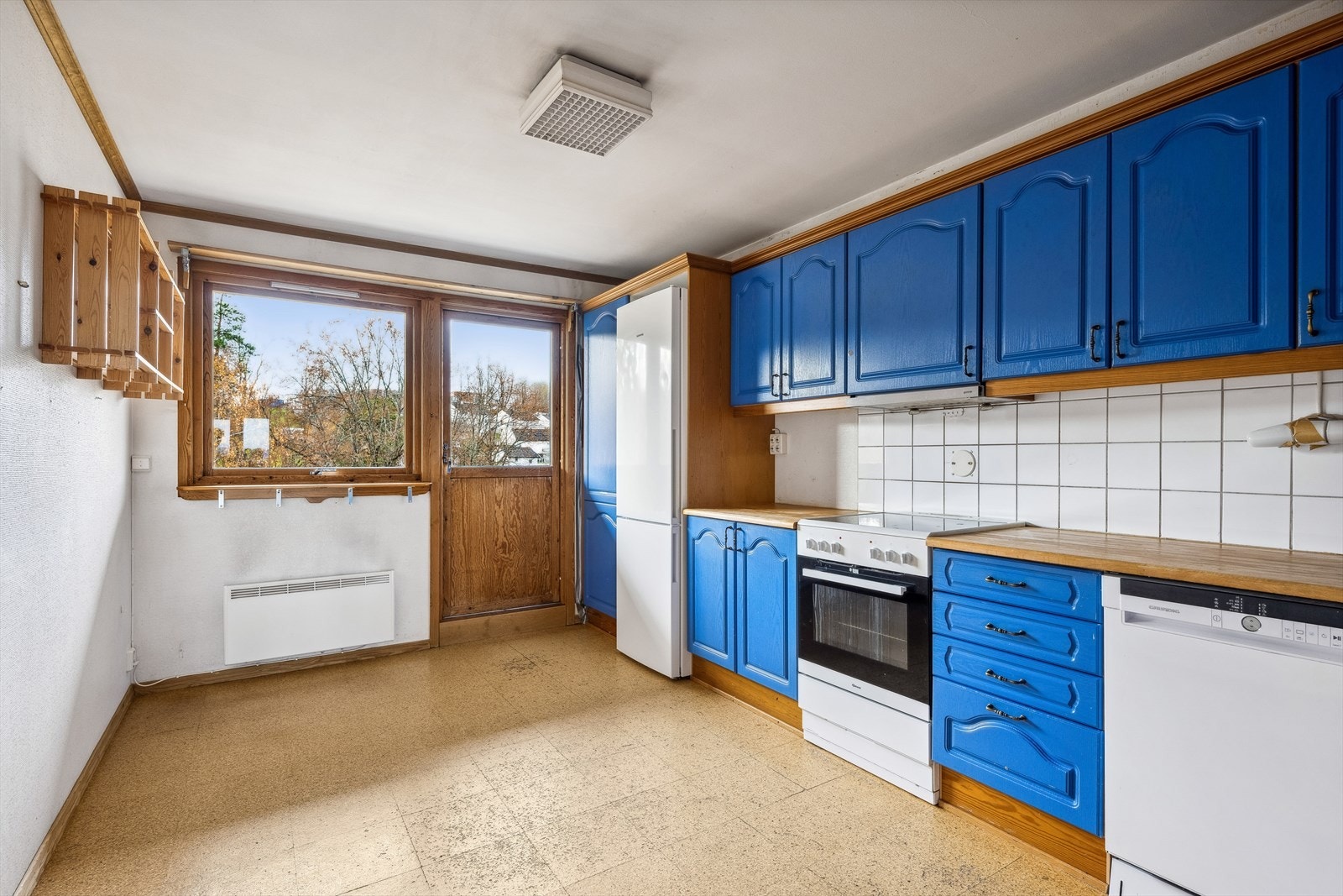 Fra kjøkkenet er det utgang til den andre balkongen på hhv. 10 m². Galleribilde