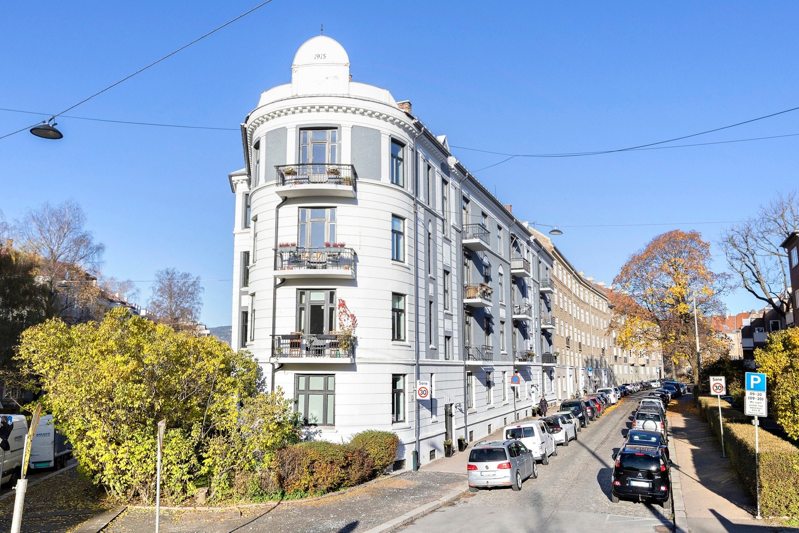 Velkommen til en ikonisk bygning med flott beliggenhet! Galleribilde