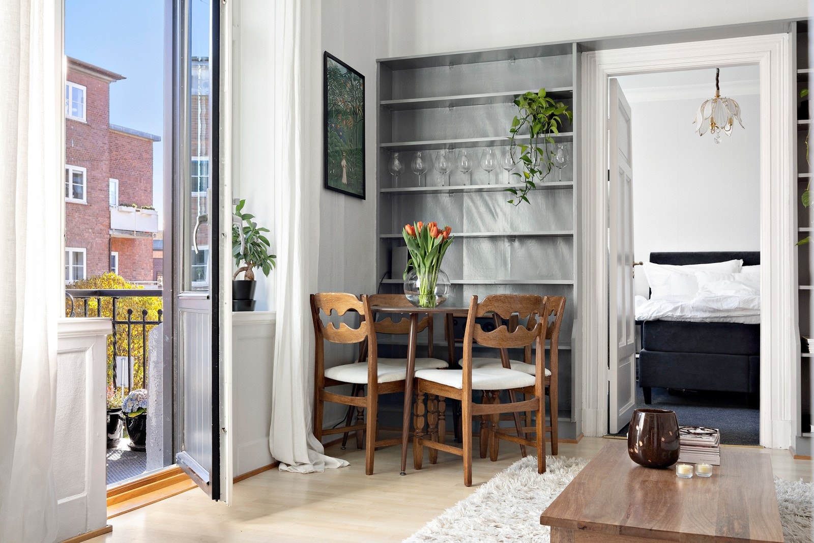 Stuen kan innredes med ulike soner for både egnetid og sosialt samvær. Galleribilde