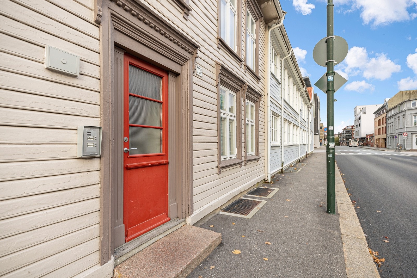 Inngansparti - velkommen til visning! Galleribilde