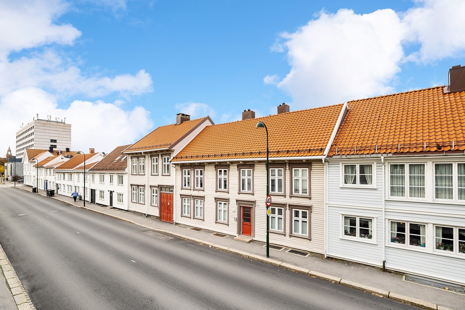 Leiligheten ligger i gang-/sykkelavstand til alt du trenger i hverdagen. Galleribilde
