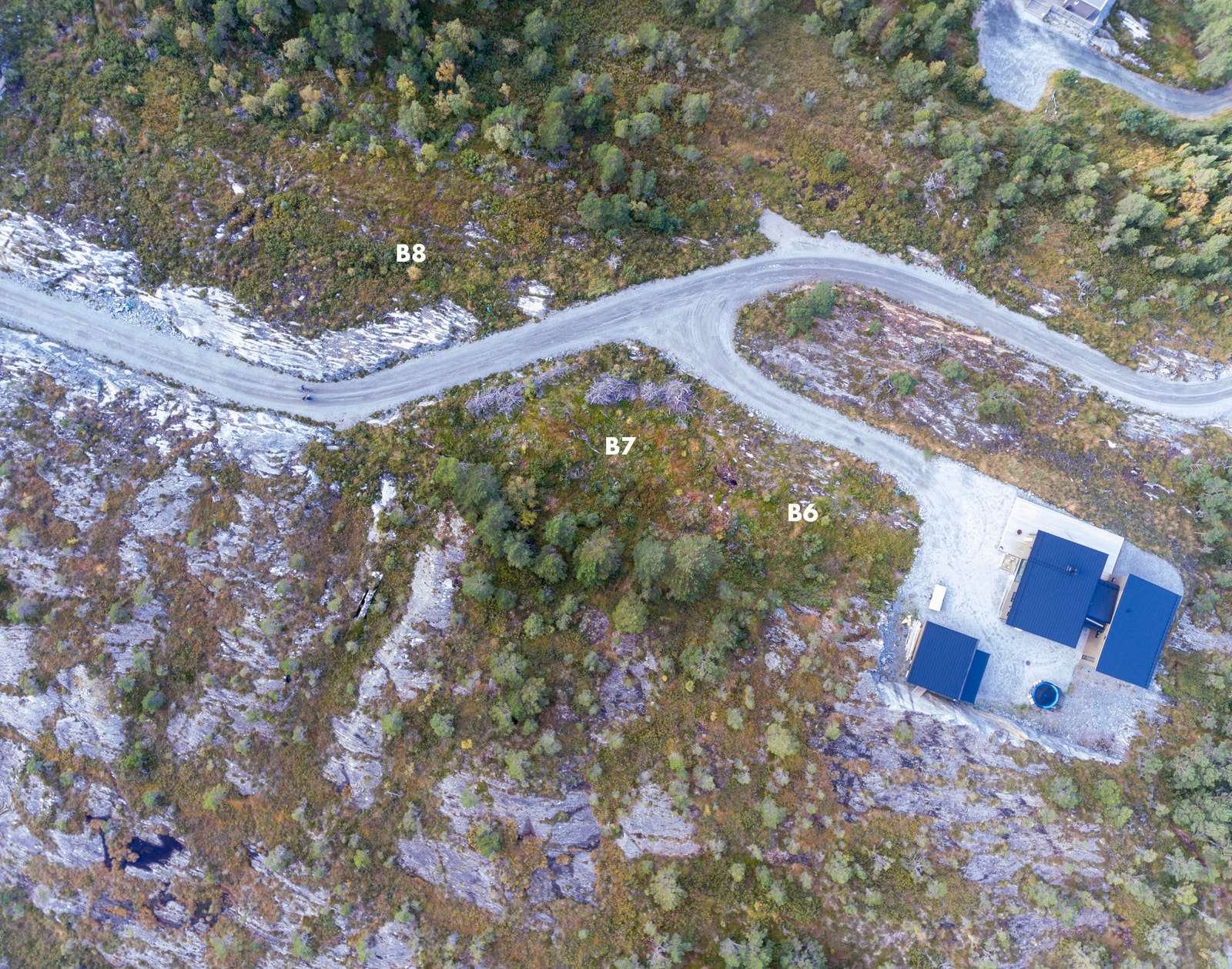 Kontakt grunneier Tore Alstad tlf. 92413358 Galleribilde