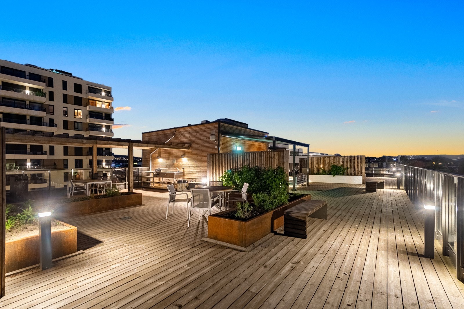 Solforholdene er fantastiske og utsikten strekker seg over majestetiske Frognerparken Galleribilde