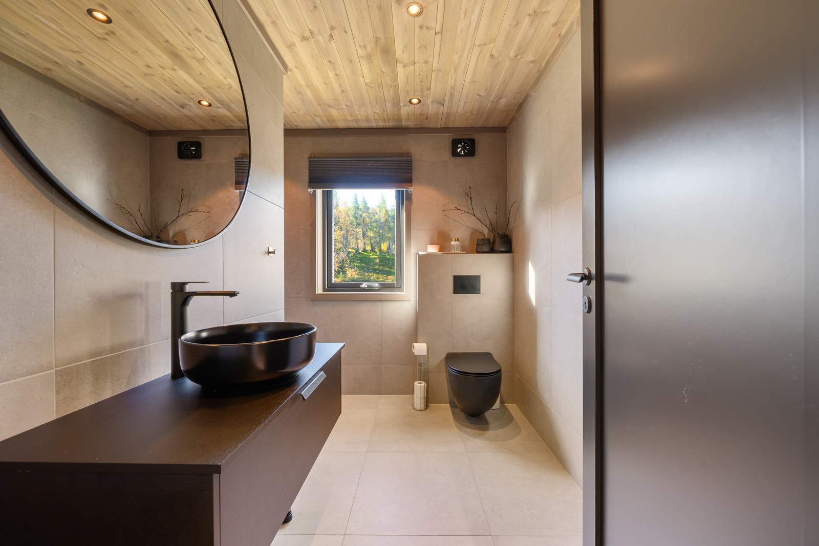 278334_DSC01912 Galleribilde