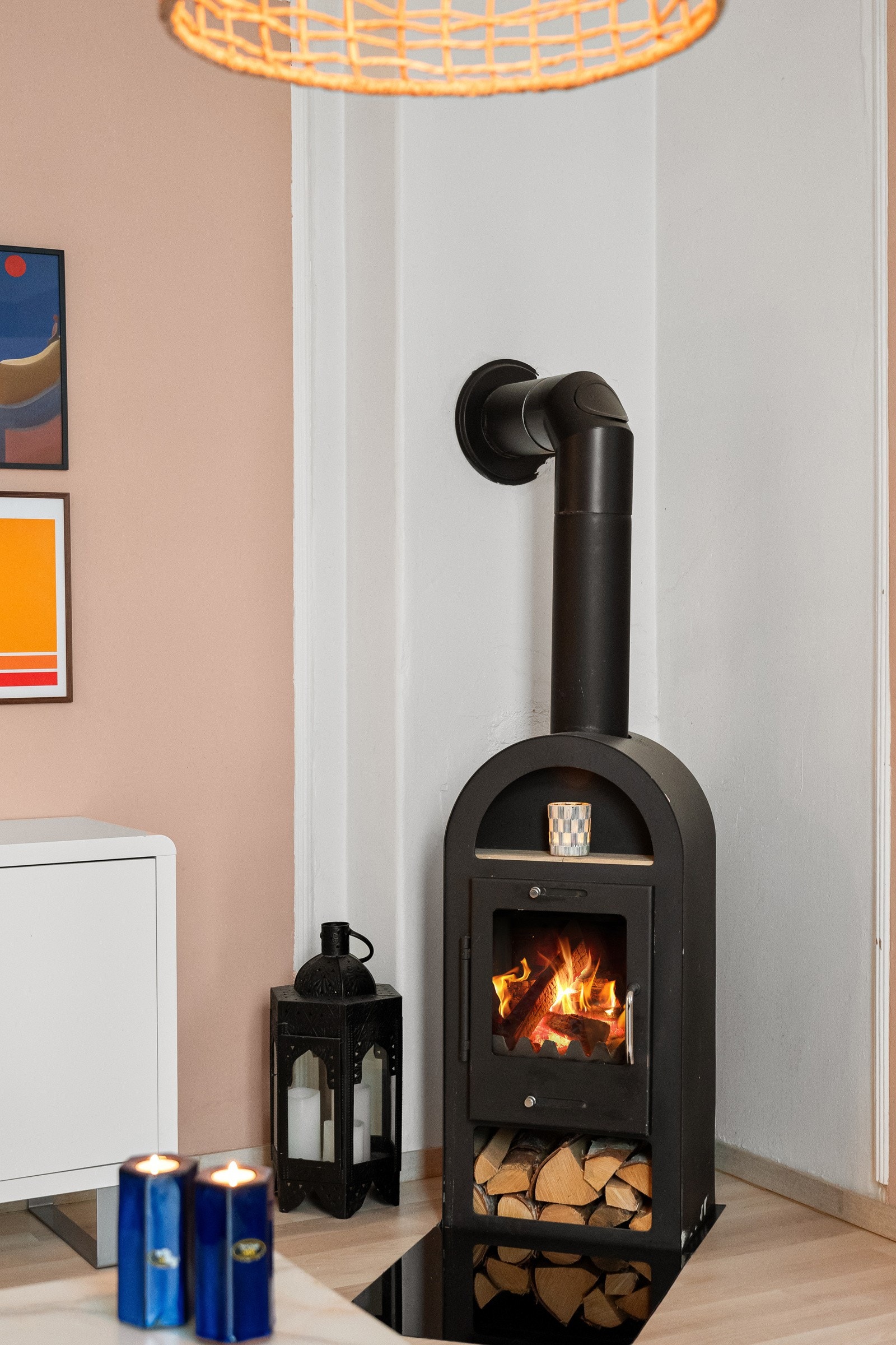 Nydelig peisovn som varmer godt i vinterhalvåret. Galleribilde